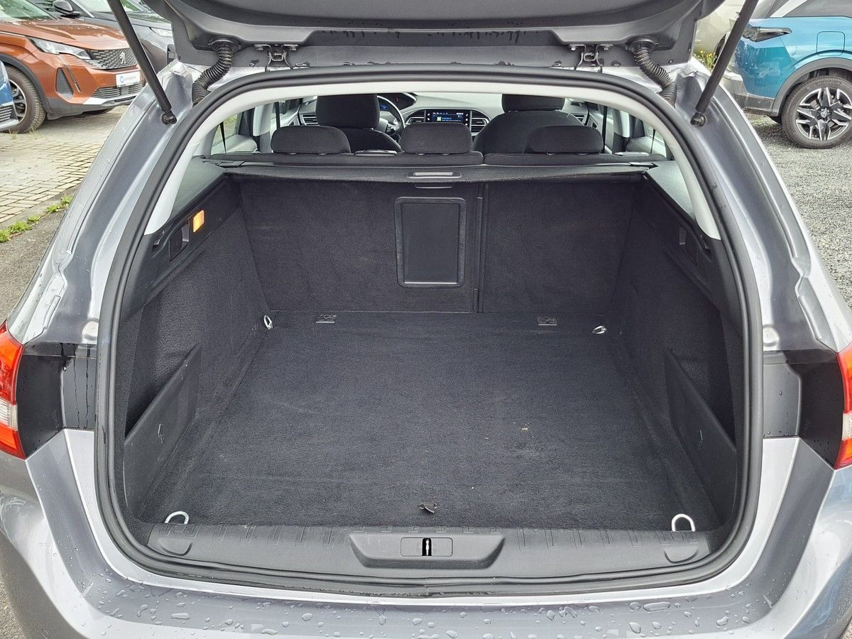 Peugeot 308, SW ACTIVE PACK 1.5 BHDi 130k M - fotka 5