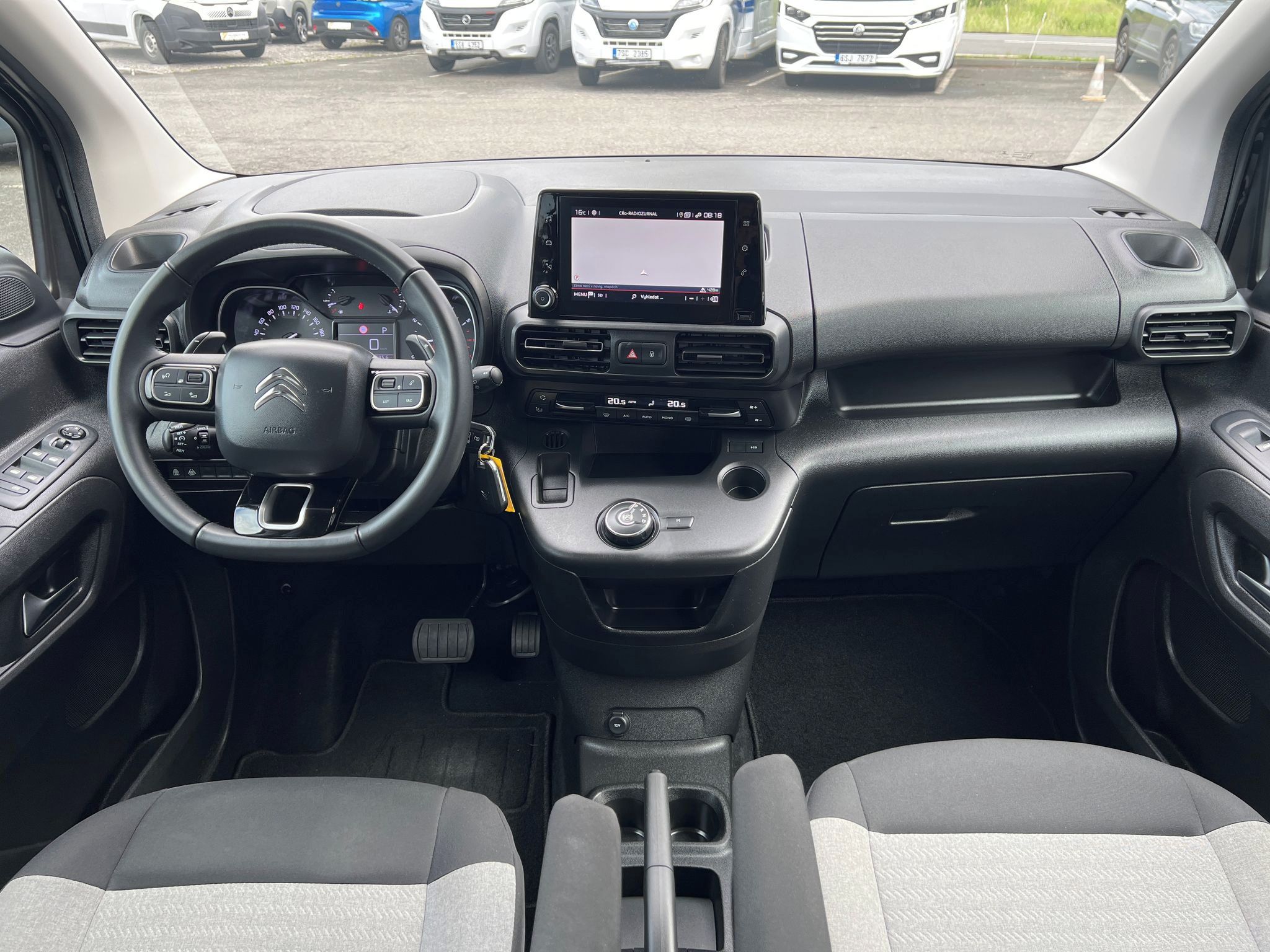 Citroën Berlingo, 1.2 130k ZÁRUKA SERVIS EAT8 - fotka 3