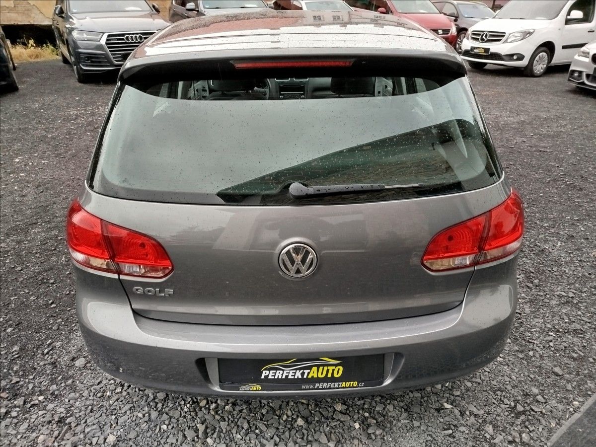 Volkswagen Golf, 1,2 TSi, KLIMATRONIC, ALu - fotka 5