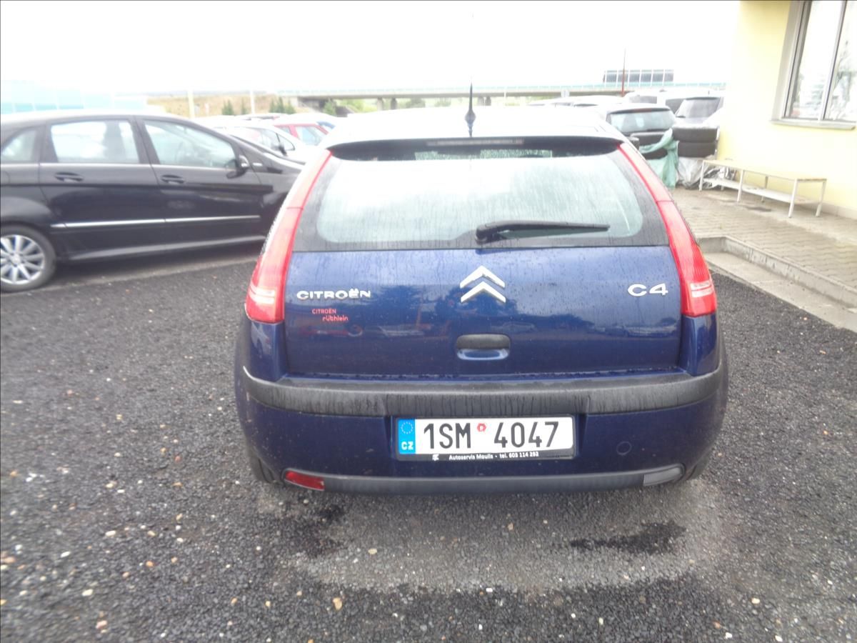 Citroën C4, 1,6 - fotka 5
