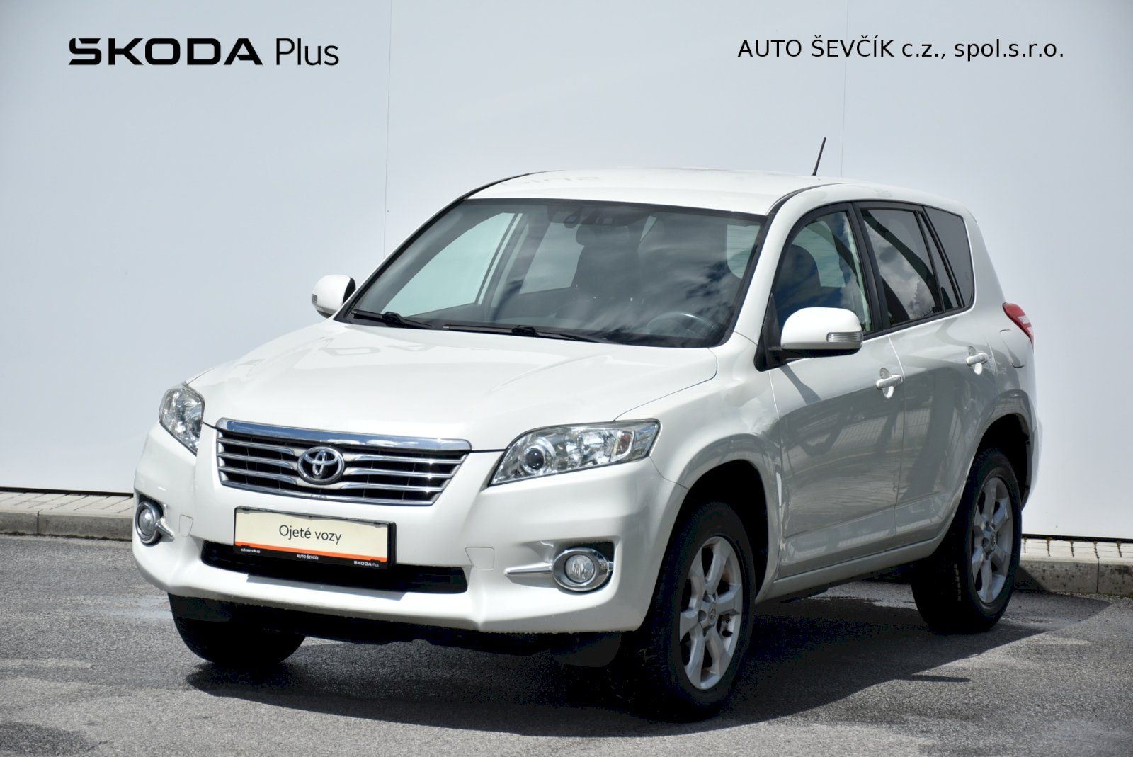 Toyota Rav4, 2.0i 116kW