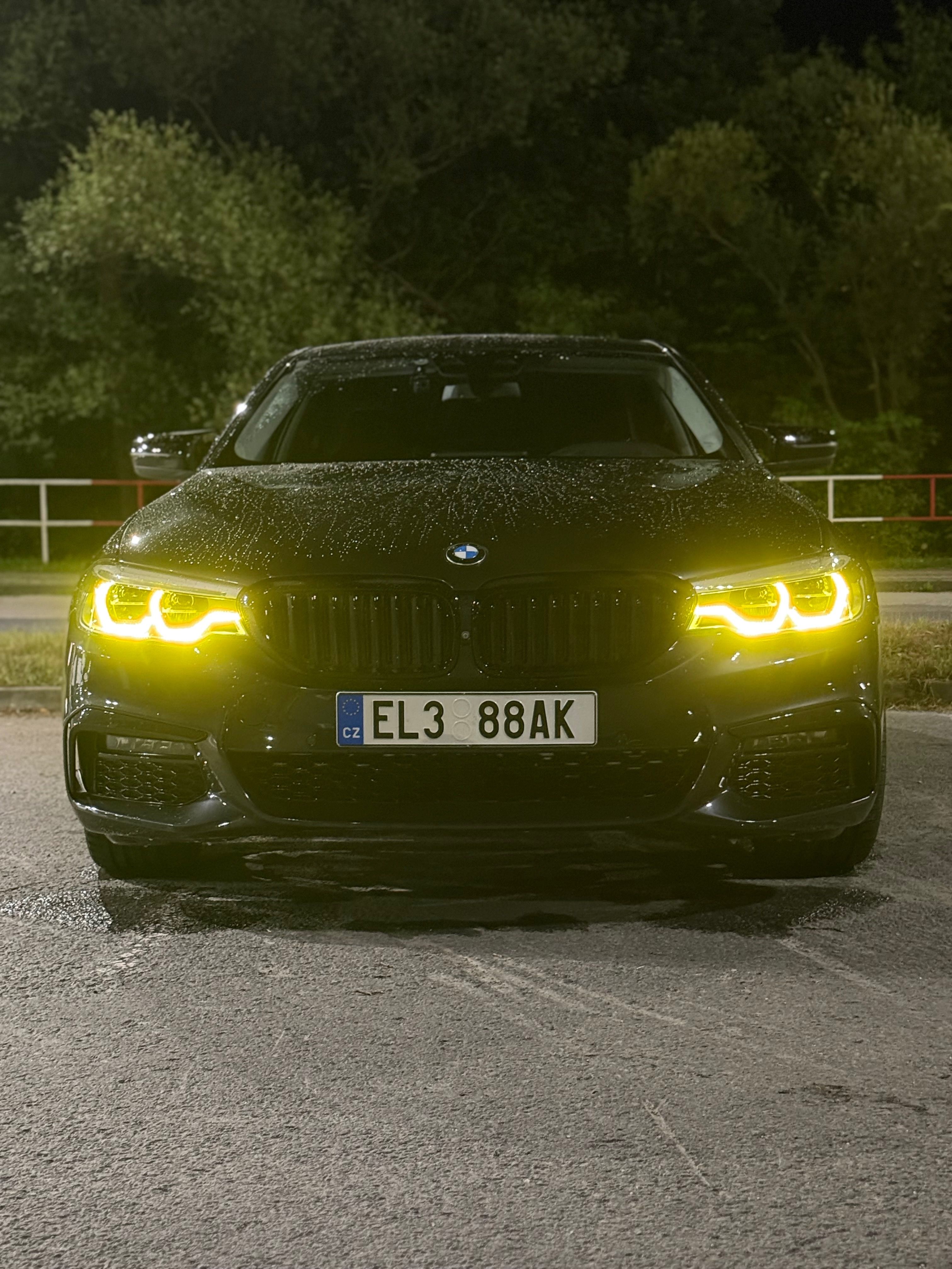 BMW Řada 5, 530e iPerformance, Mpaket - fotka 3