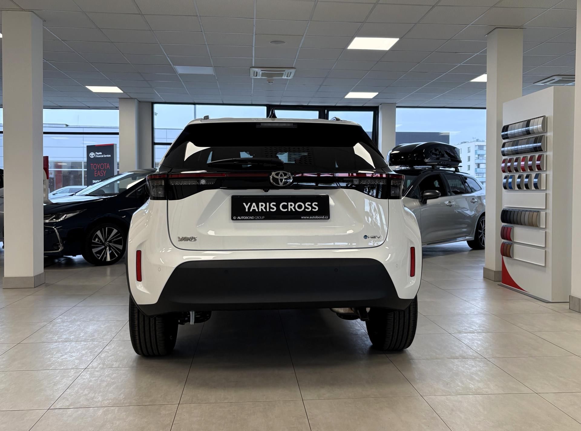 Toyota Yaris Cross, 1.5l, HEV130 ,e-CVT (4X2) - fotka 3