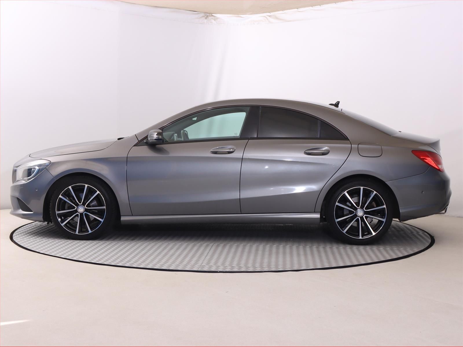 Mercedes-Benz CLA, 220 CDI, Automat - fotka 3