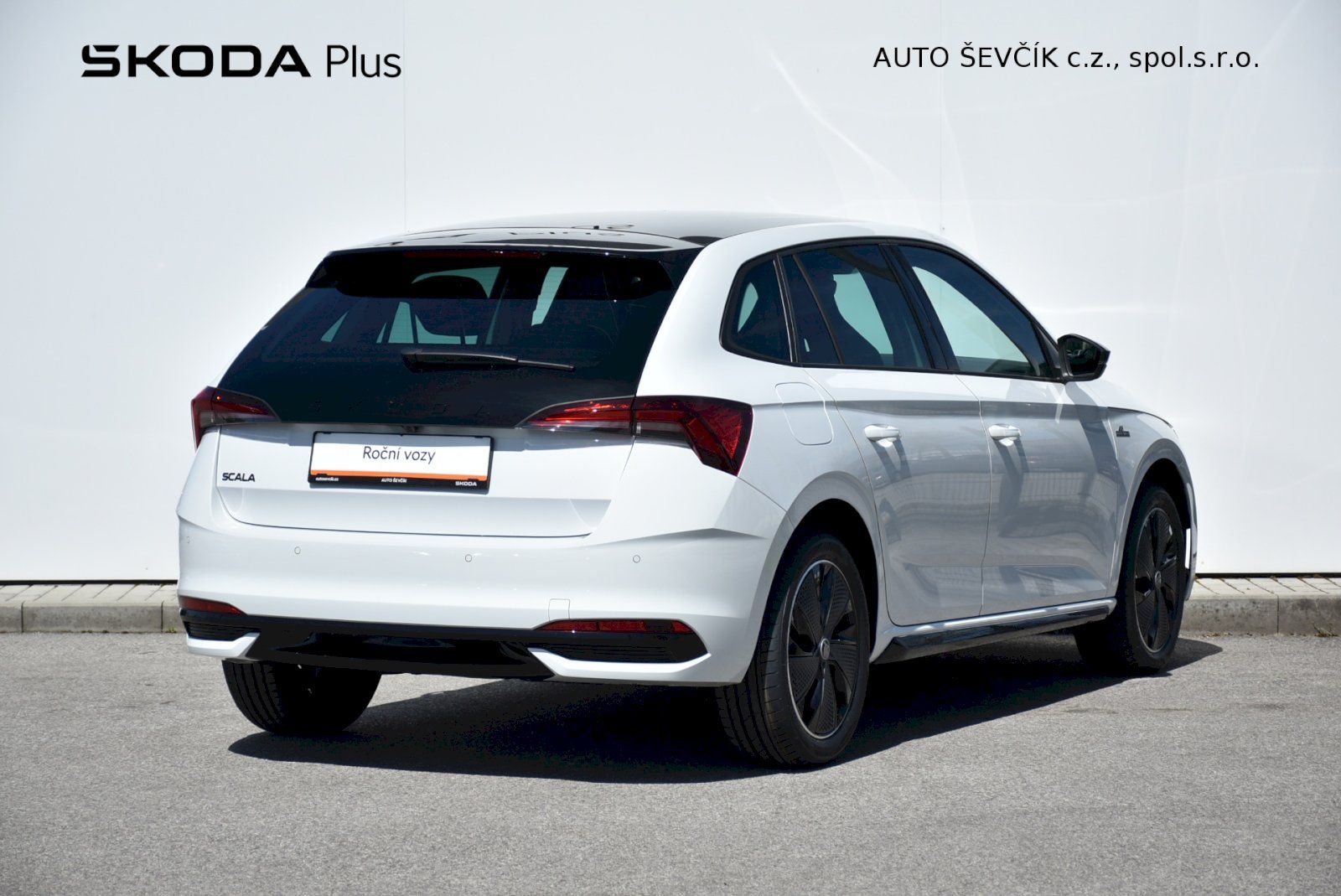 Škoda Scala, Monte Carlo 1,0 TSI 85 kW 6° m - fotka 2