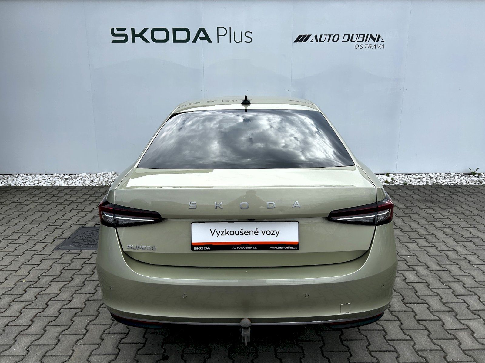 Škoda Superb, 2.0 TDI 110kW DSG L&K - fotka 6
