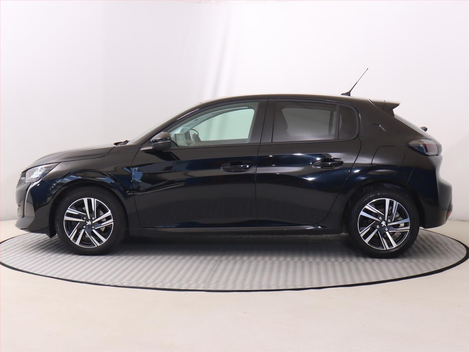 Peugeot 208, 1.2 PureTech, Allure - fotka 3