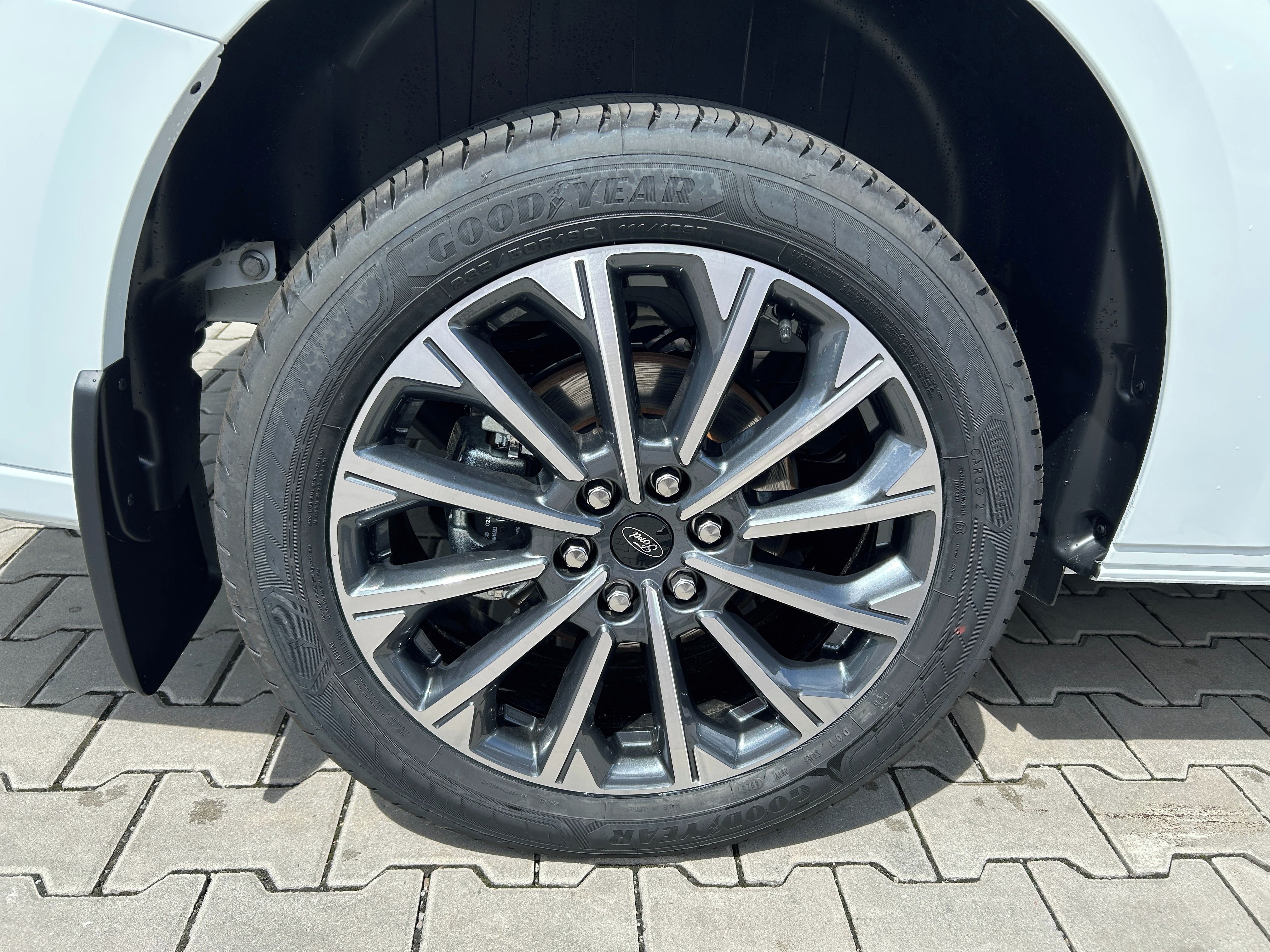 Ford Tourneo Custom, Titanium X L2 2.0EcoBlue 125kW - fotka 6