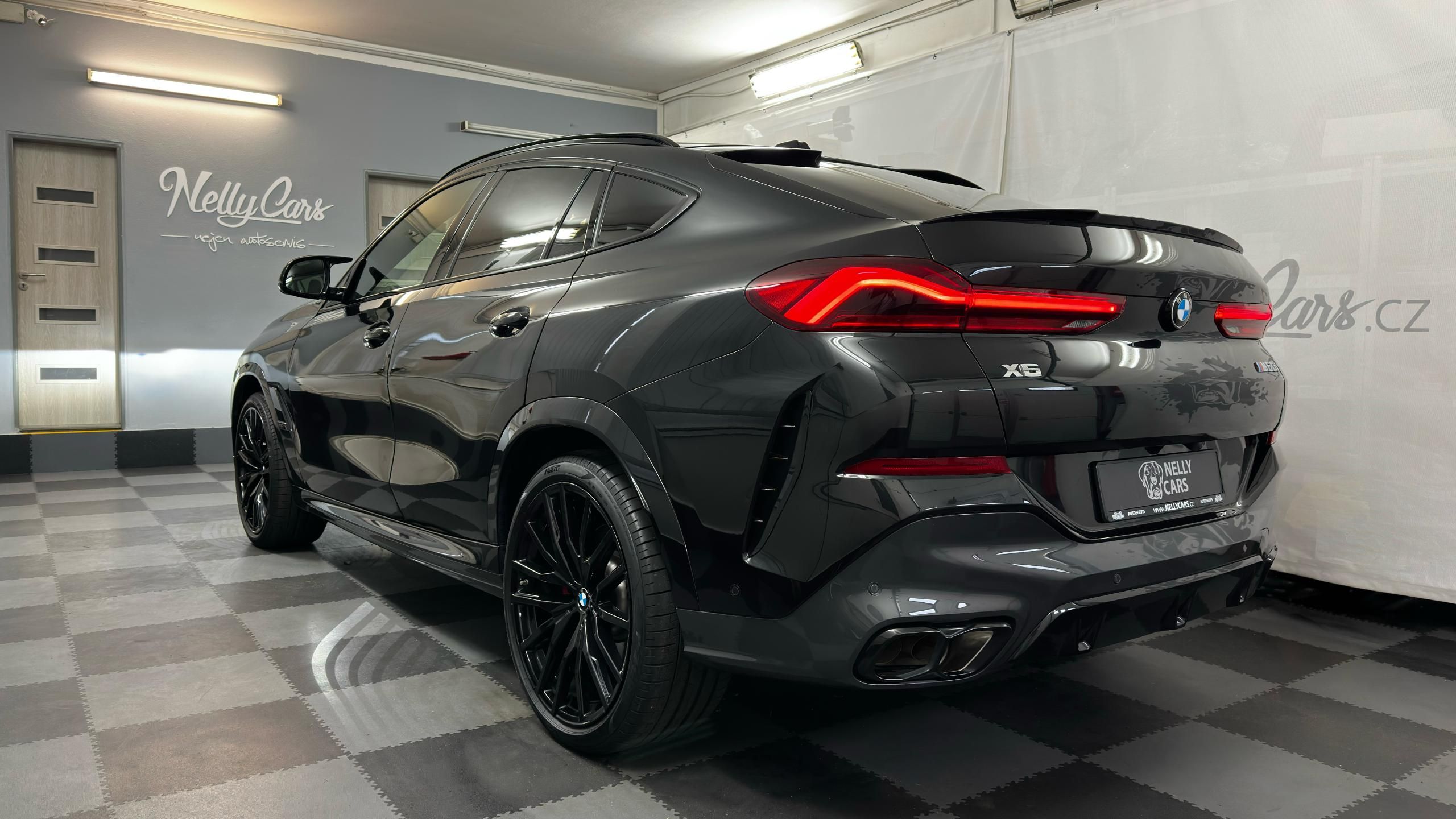 BMW X6, M60i / ZÁRUKA / TAŽNÉ - fotka 4