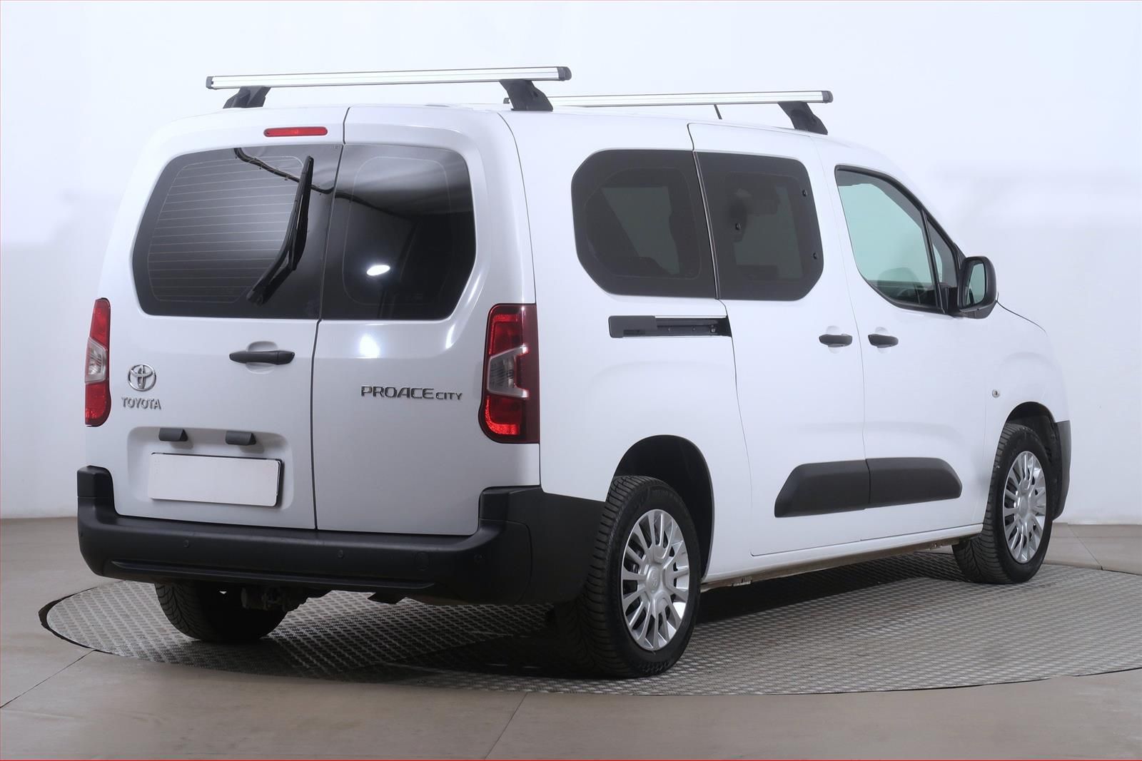 Toyota Proace City Verso, Maxi 1.5 D-4D, 5Míst, ČR, 1Maj - fotka 5