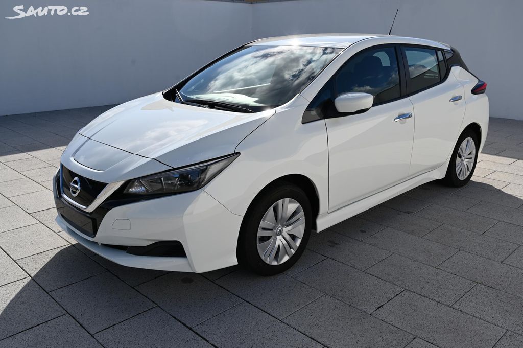 Nissan LEAF, Basis 40kWH 110KW 3/2021