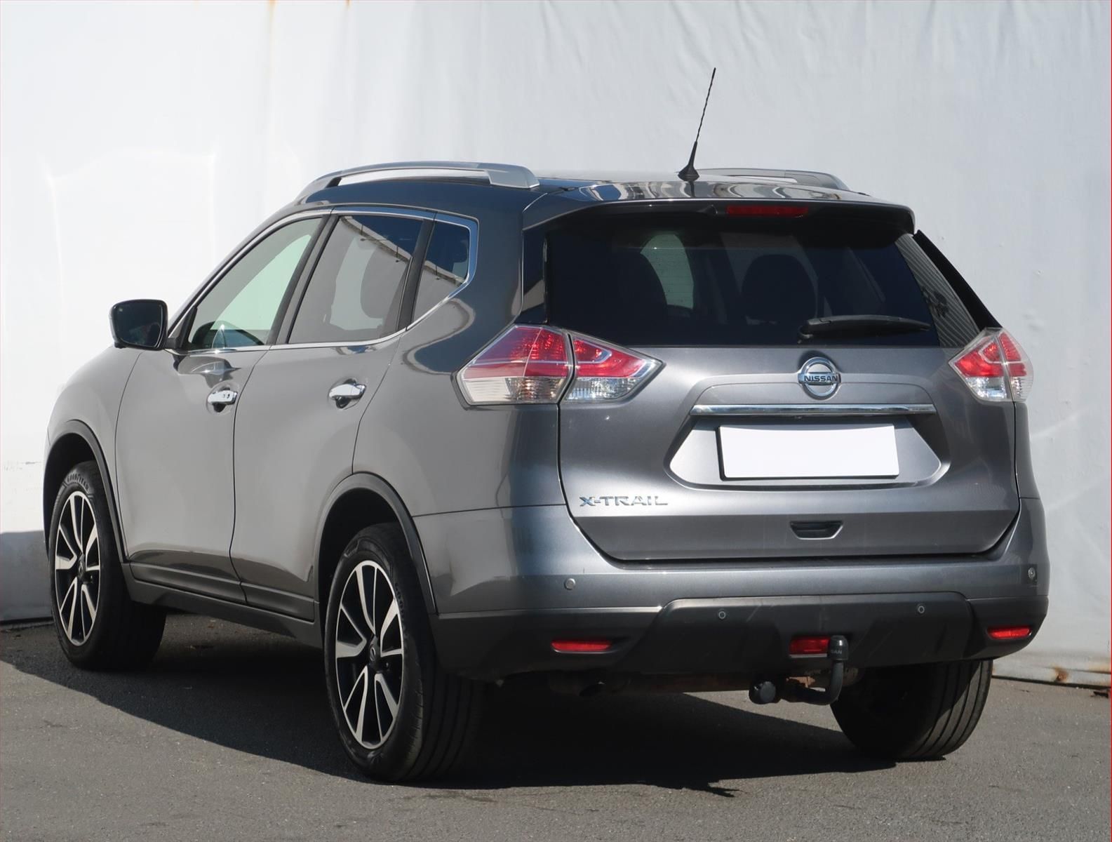 Nissan X-Trail, 2.0 dCi, 4X4, Serv.kniha - fotka 4