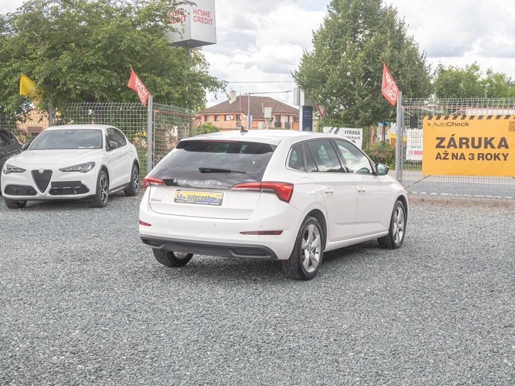 Škoda Scala, ČR 1.6TDI DSG – ČERNÝ STROP - fotka 5