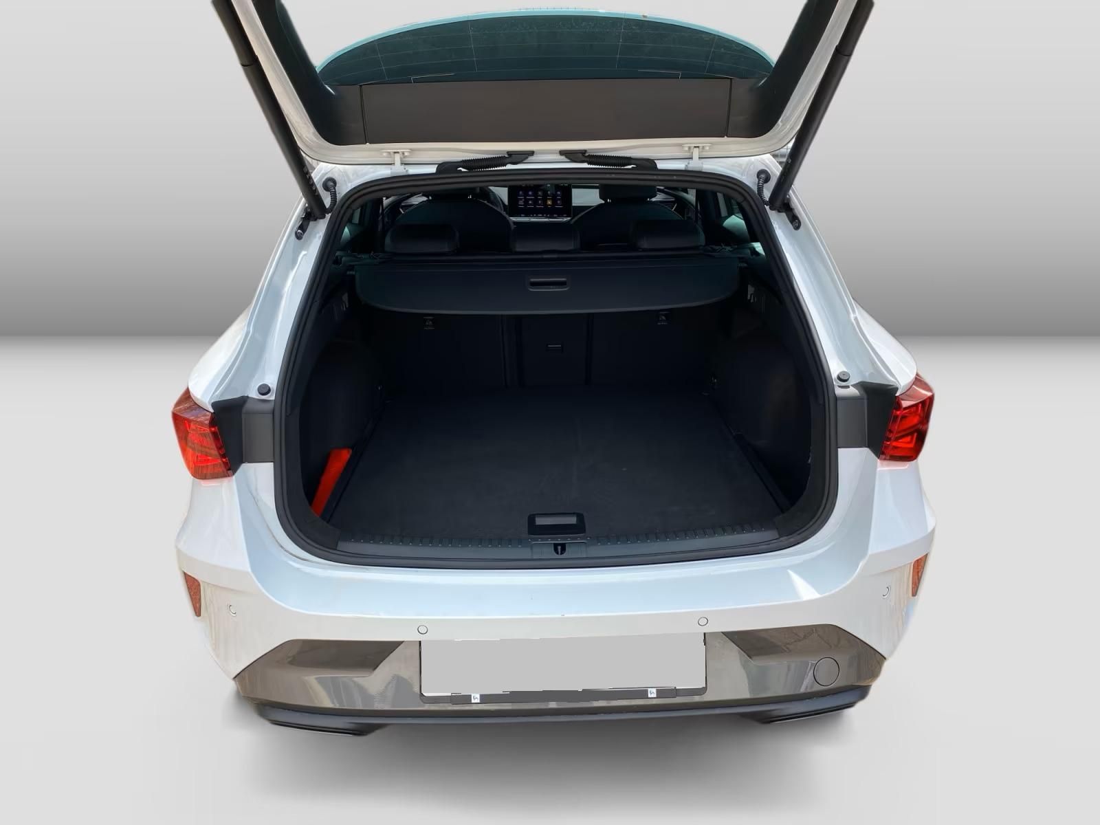 Cupra Leon, 1.5 eTSI 110kW DSG 1.Maj DPH - fotka 5