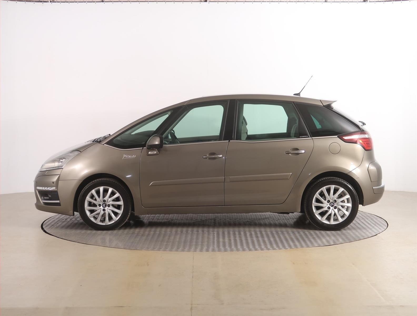 Citroën C4 Picasso, 2.0 HDI - fotka 3