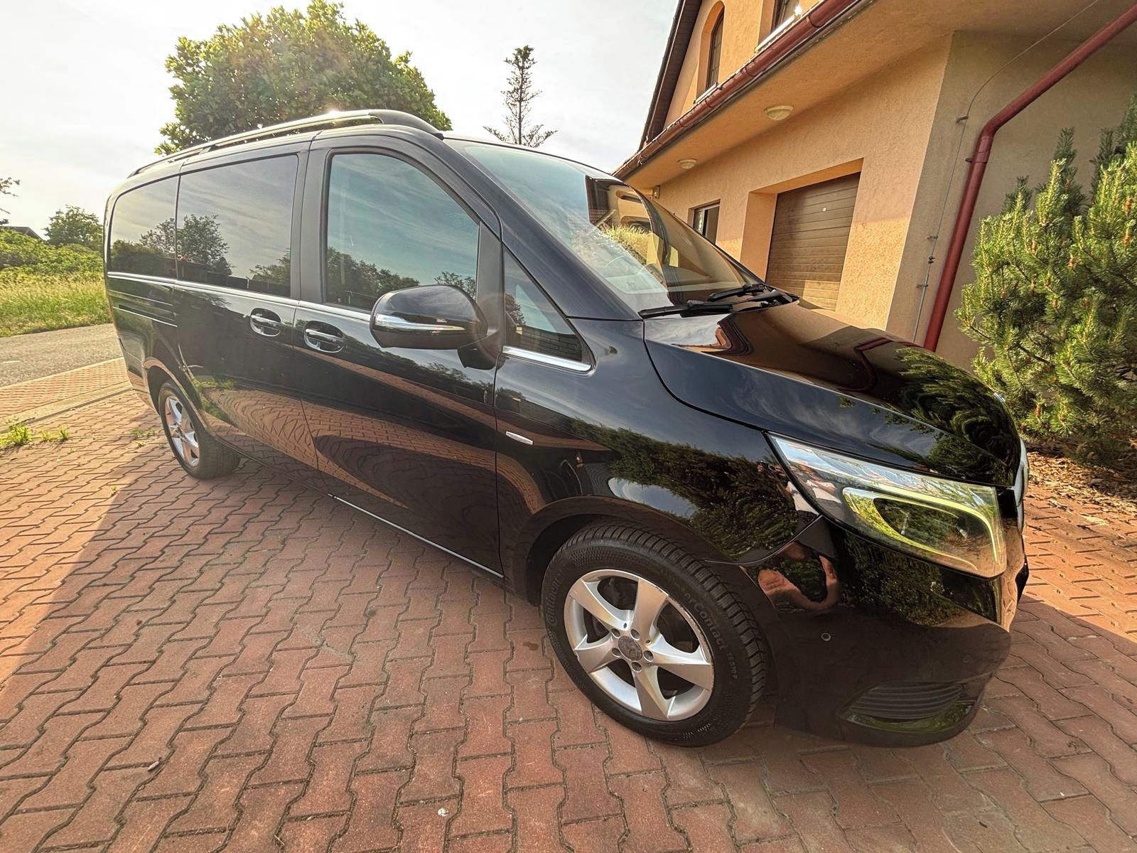 Mercedes-Benz Třídy V, 220d - fotka 2