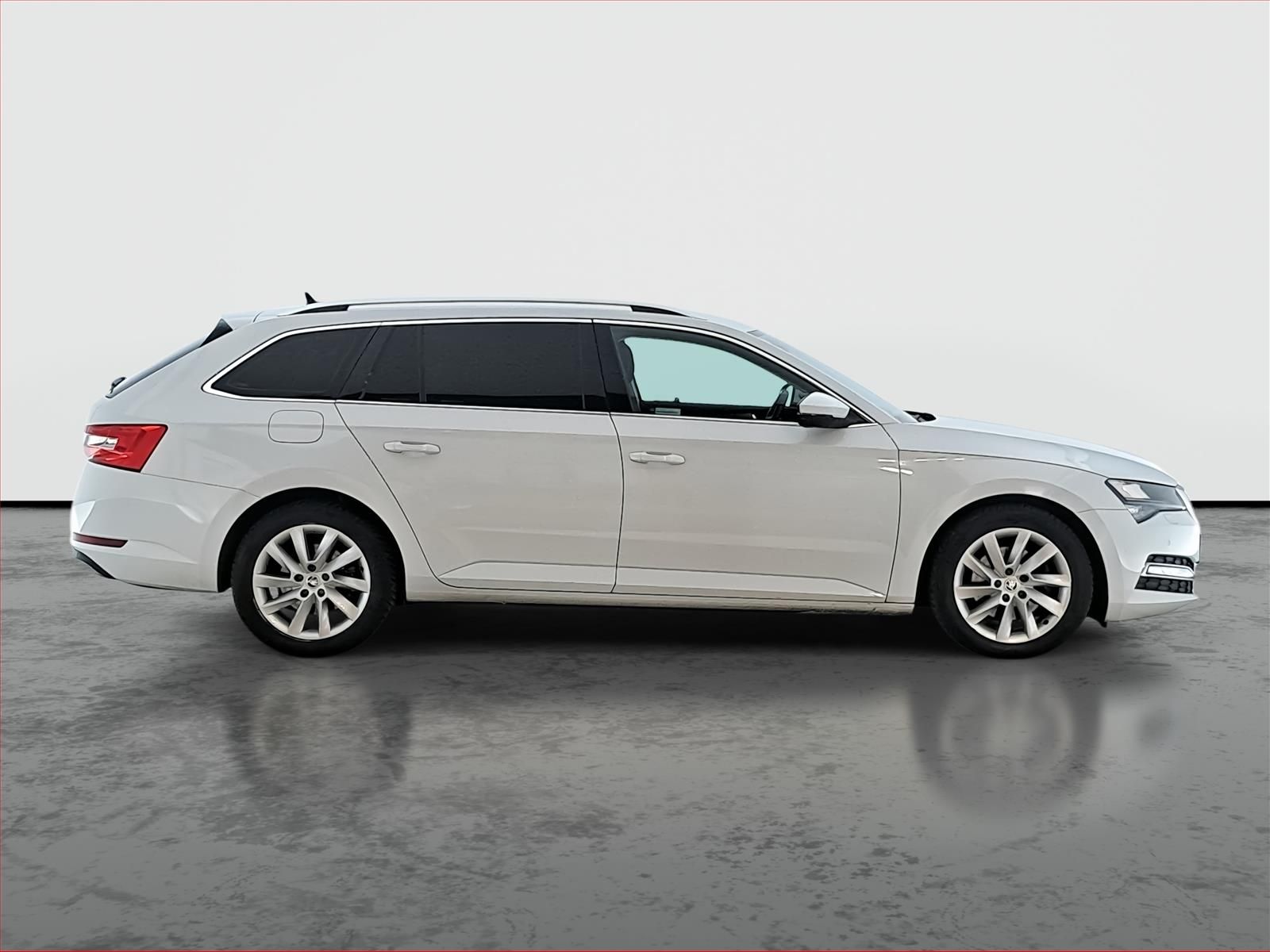 Škoda Superb, 2.0 TDI, Automat - fotka 6