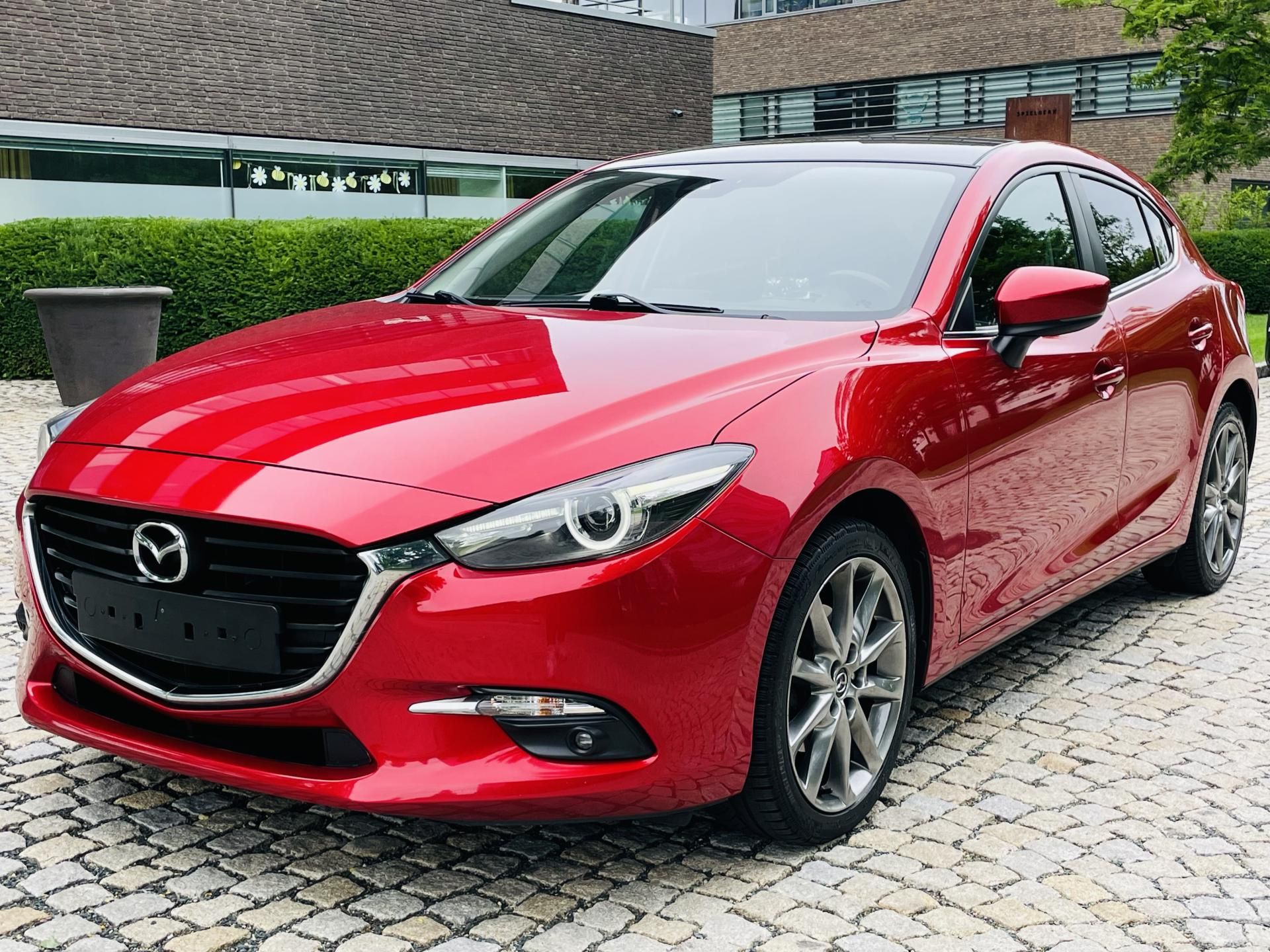 Mazda 3, 2.0i AUTOMAT KAMERA VÝHŘEV LED - fotka 6