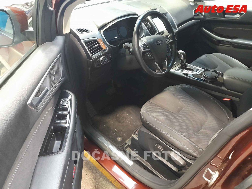 Ford Edge, 2.0TDCi - fotka 3