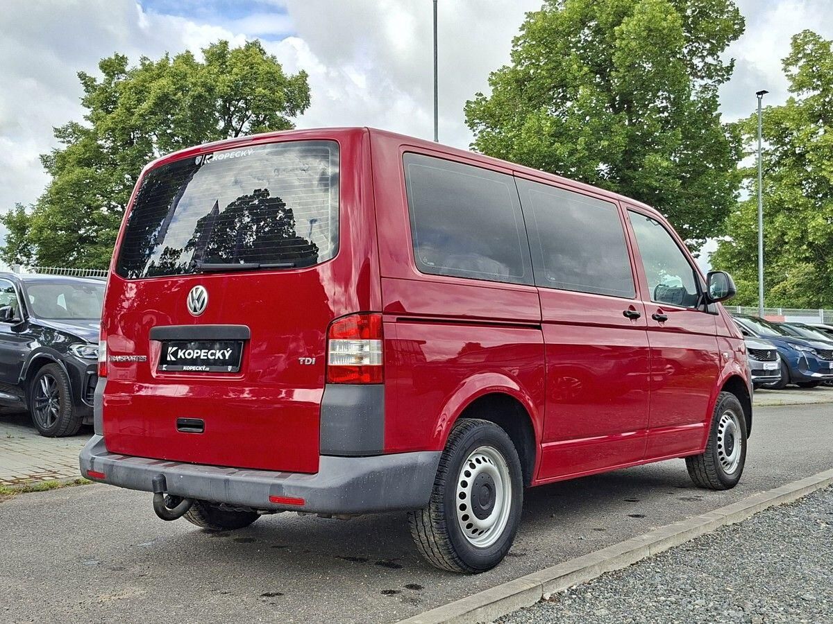 Volkswagen Transporter, 2,0 TDI 102k 9.Míst - fotka 3