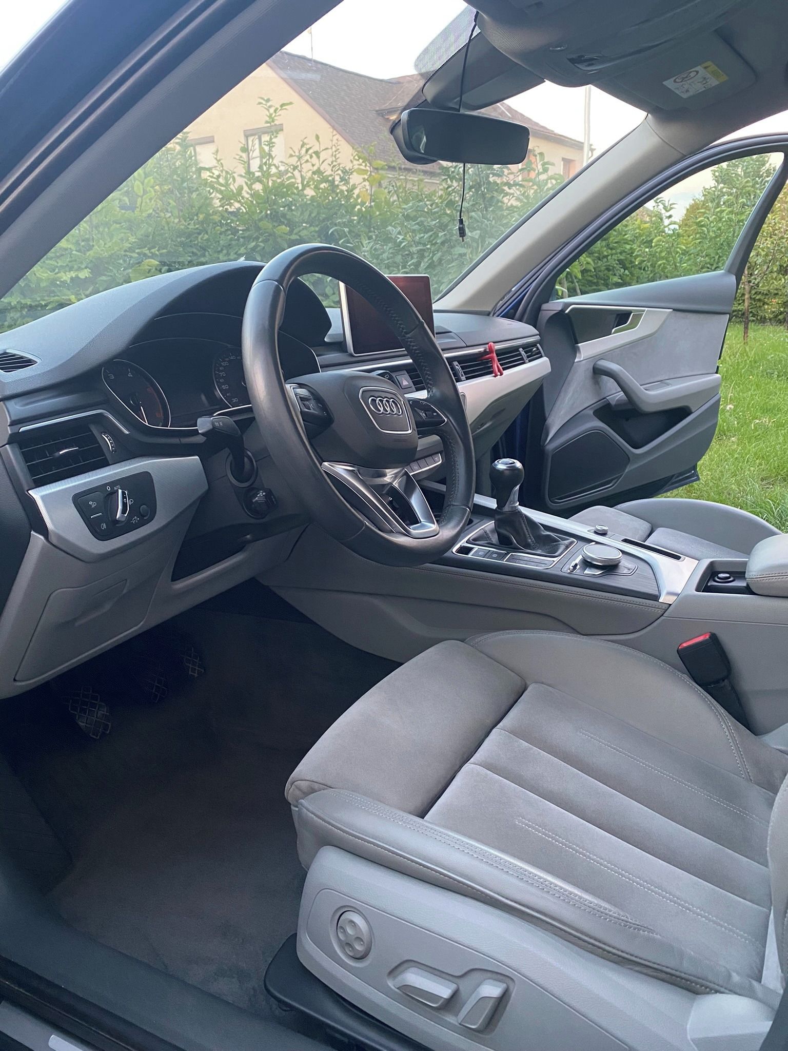 Audi A4 Avant - fotka 5