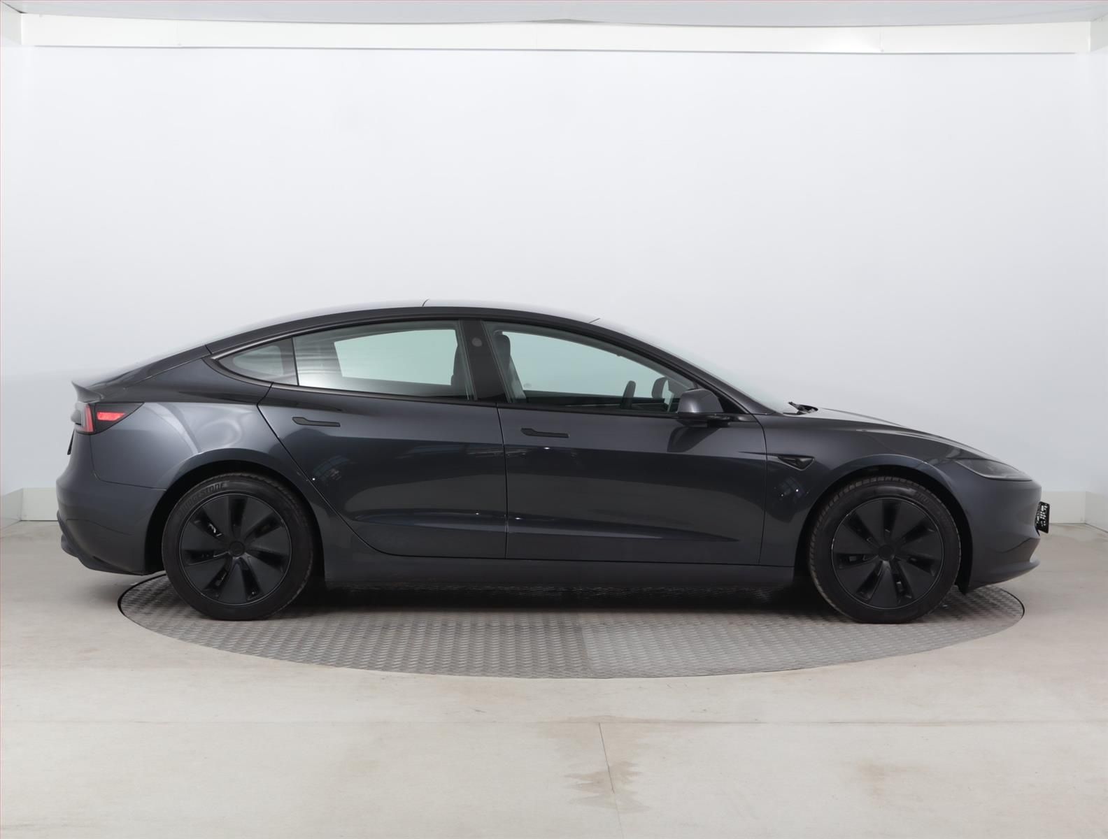 Tesla Model 3, Standard Range 60kWh, SoH 98% - fotka 6