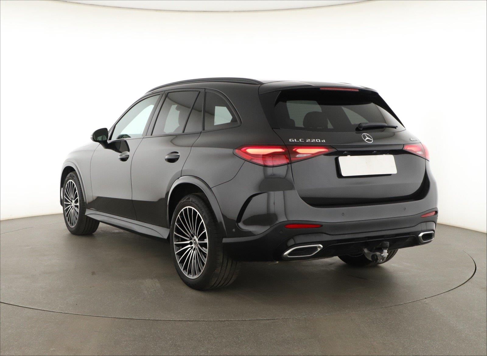Mercedes-Benz GLC, 220 d 4MATIC, AMG Line - fotka 3