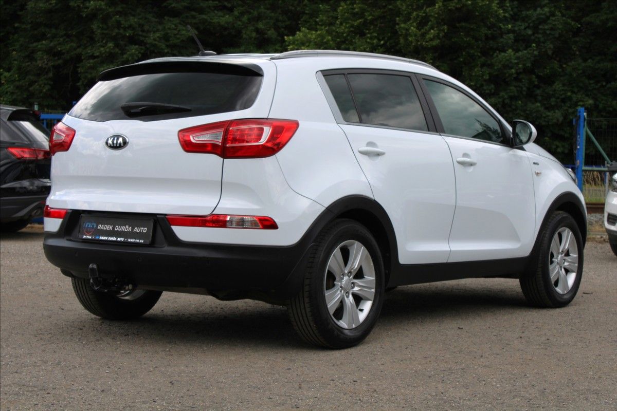 Kia Sportage, 2,0 CRDi  ČR,1.MAJITEL,4X4 - fotka 5