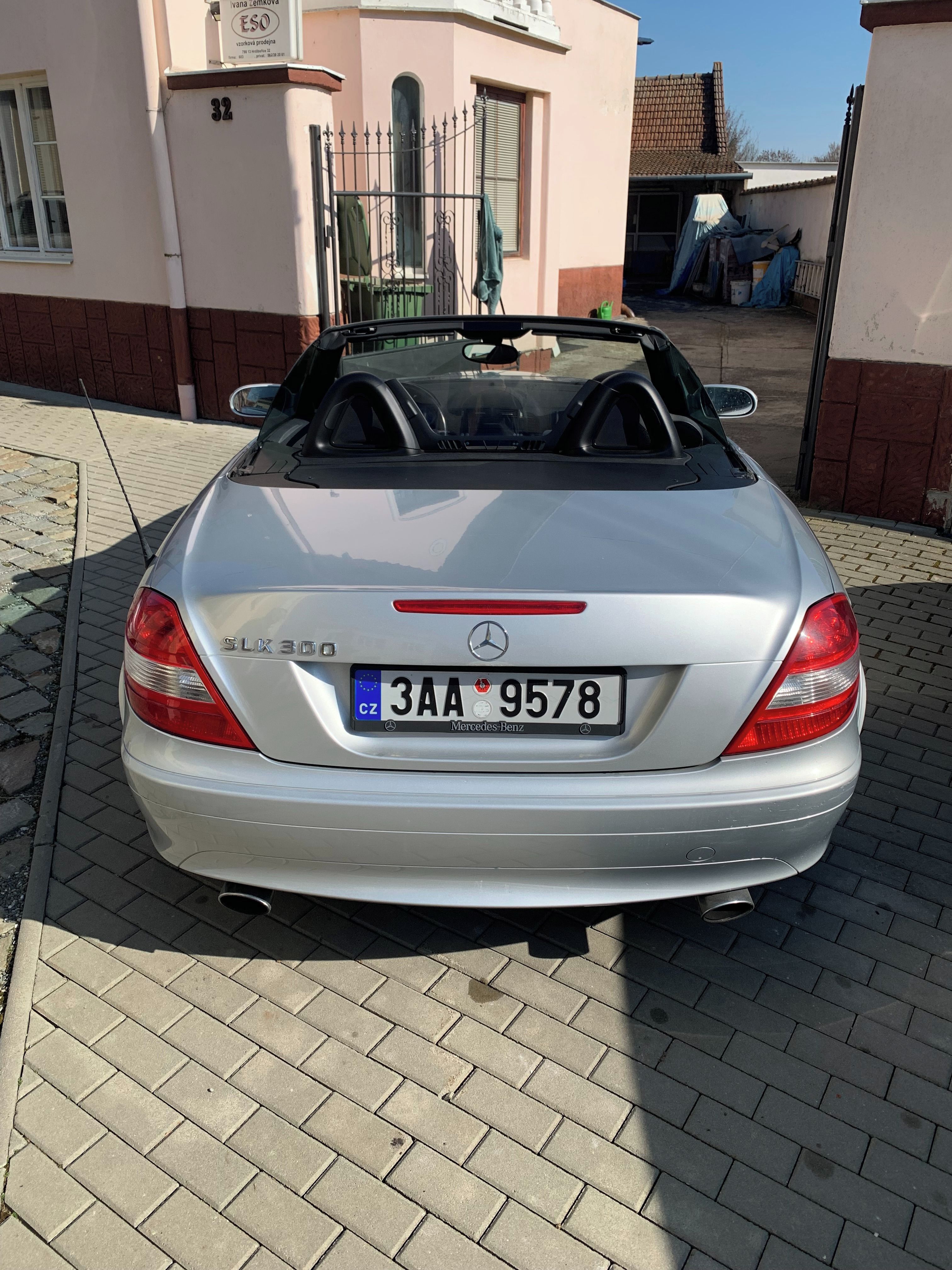 Mercedes-Benz SLK, Mercedes-Benz SLK, 1.8 Kompres - fotka 2
