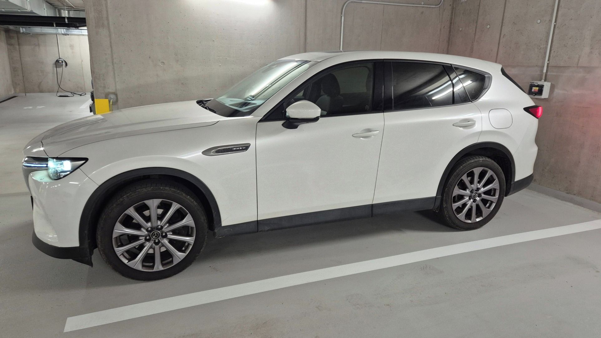 Mazda CX-60, Mazda CX-60 2.5 PHEV 241 kW - fotka 2