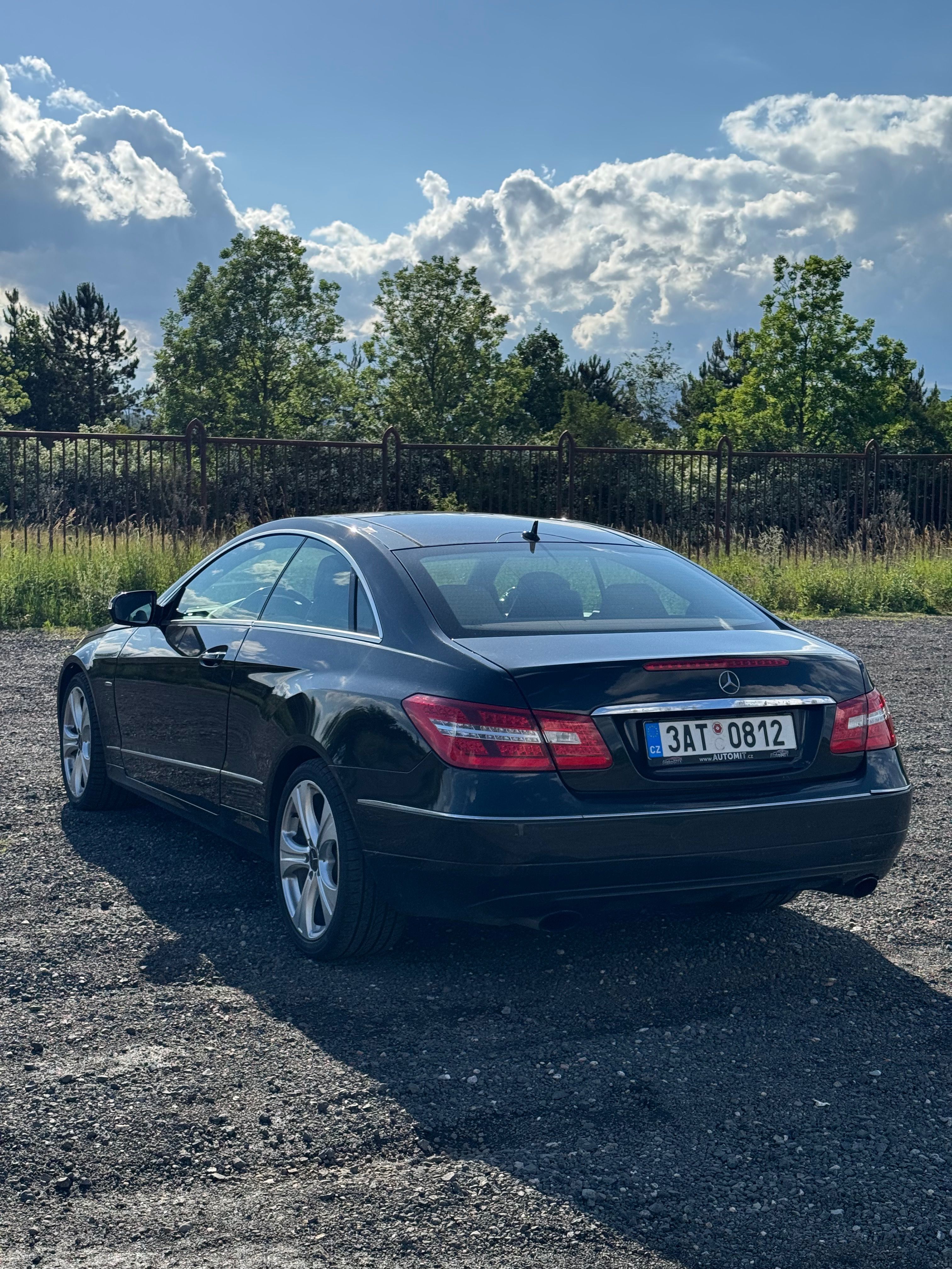 Mercedes-Benz Třídy E, 350 CDI Automat 170kw - fotka 4