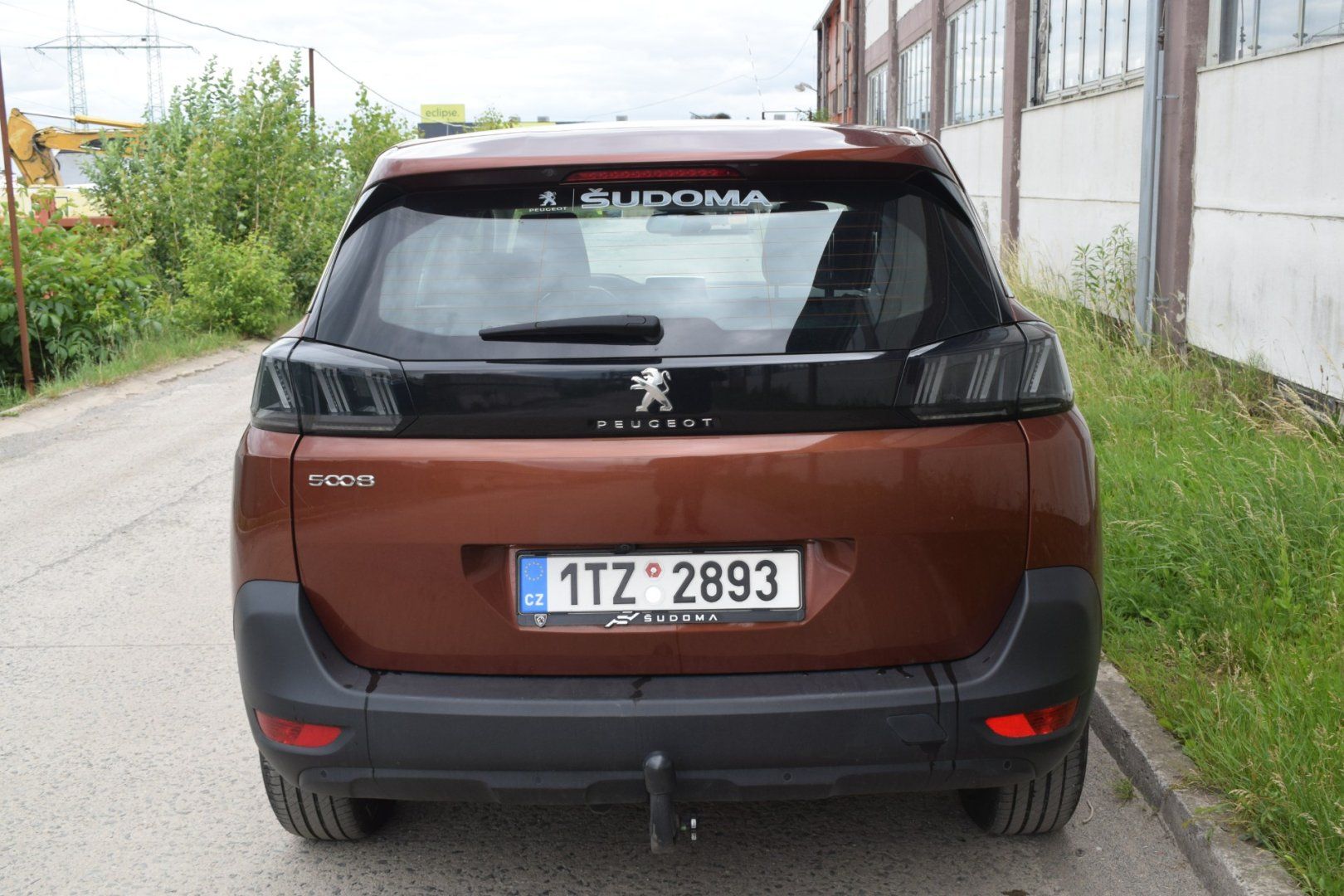 Peugeot 5008, 1. majitel,serviska, nový v ČR - fotka 4