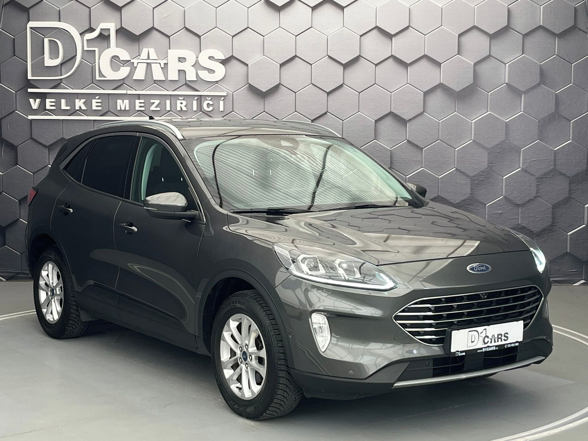 Ford Kuga, 2.5 Duratec HEV TITANIUM - fotka 6