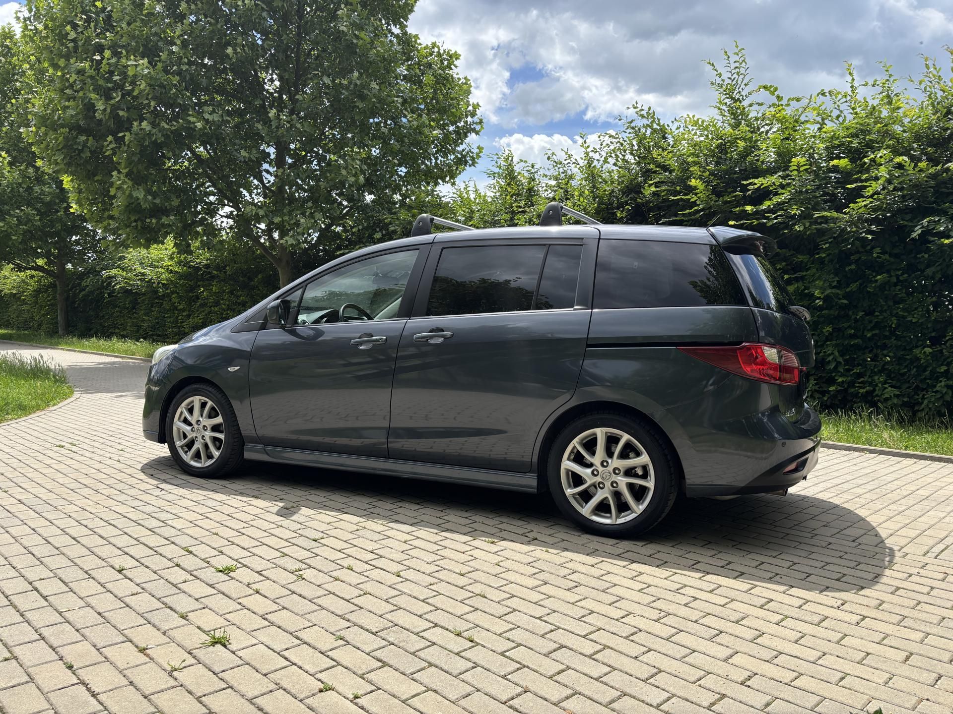 Mazda 5, 2.0 Sports-Line 7 míst - fotka 5