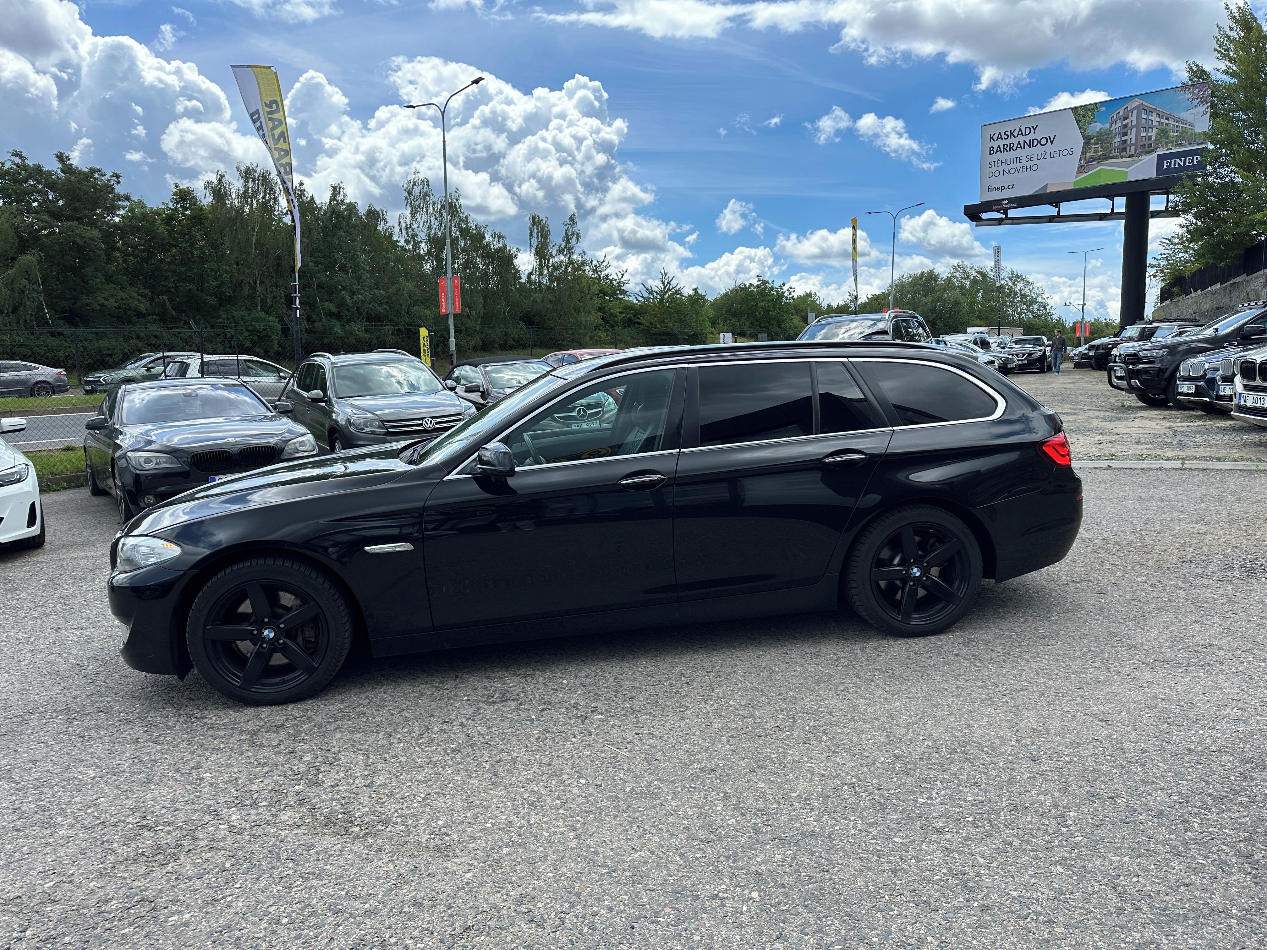 BMW Řada 5, BMW 525D 2013 - fotka 5