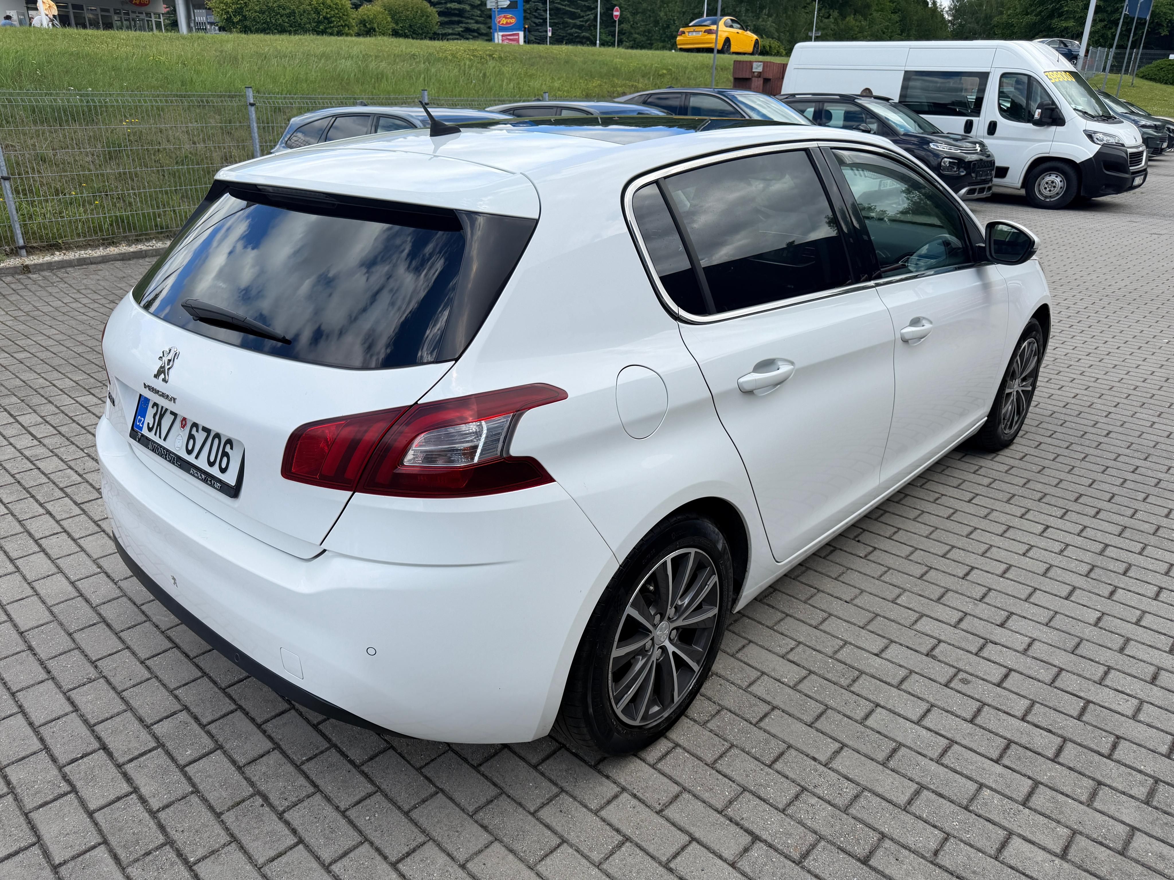 Peugeot 308, 1.6 THP 92kW 1.Maj - fotka 4