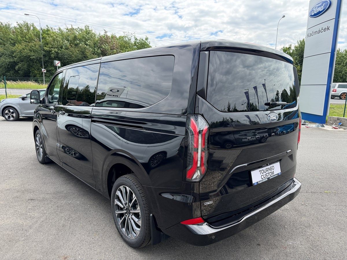 Ford Tourneo Custom, Titanium X L2, 2.5 Duratec Hyb - fotka 5
