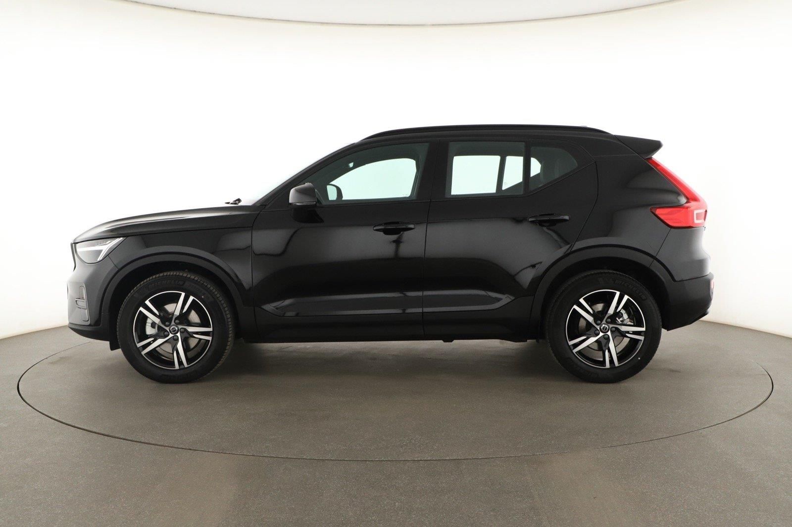 Volvo XC40, B3, Plus - fotka 3