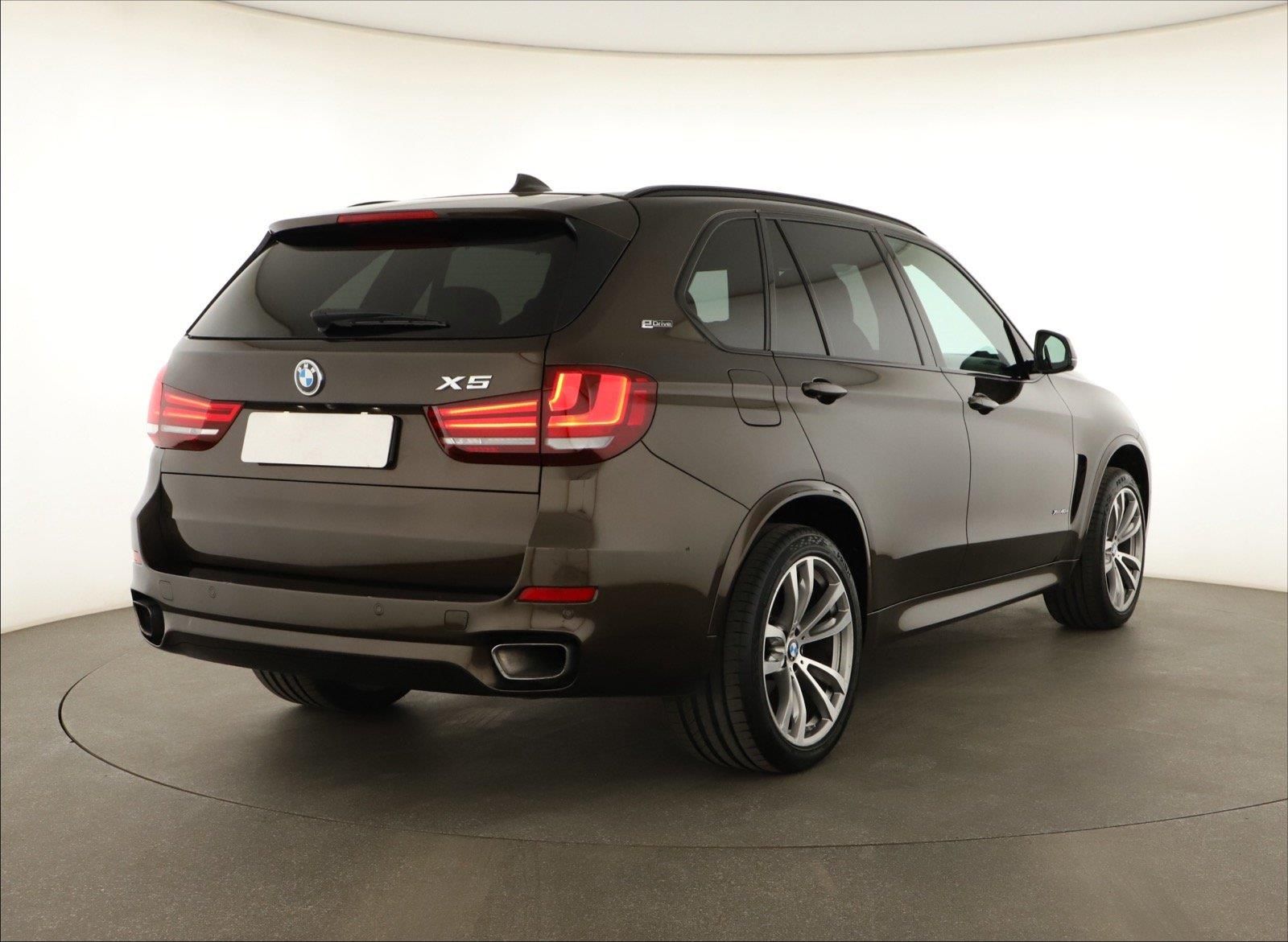 BMW X5, xDrive40e, 4X4, Automat, Kůže - fotka 5