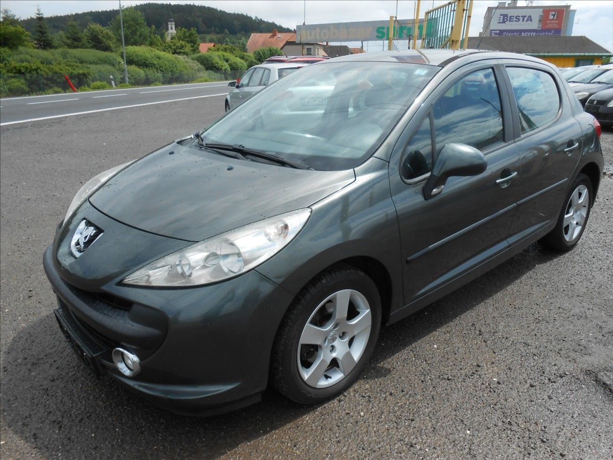 Peugeot 207, 1,4 i 16V KLIMA SERVISKA - fotka 6