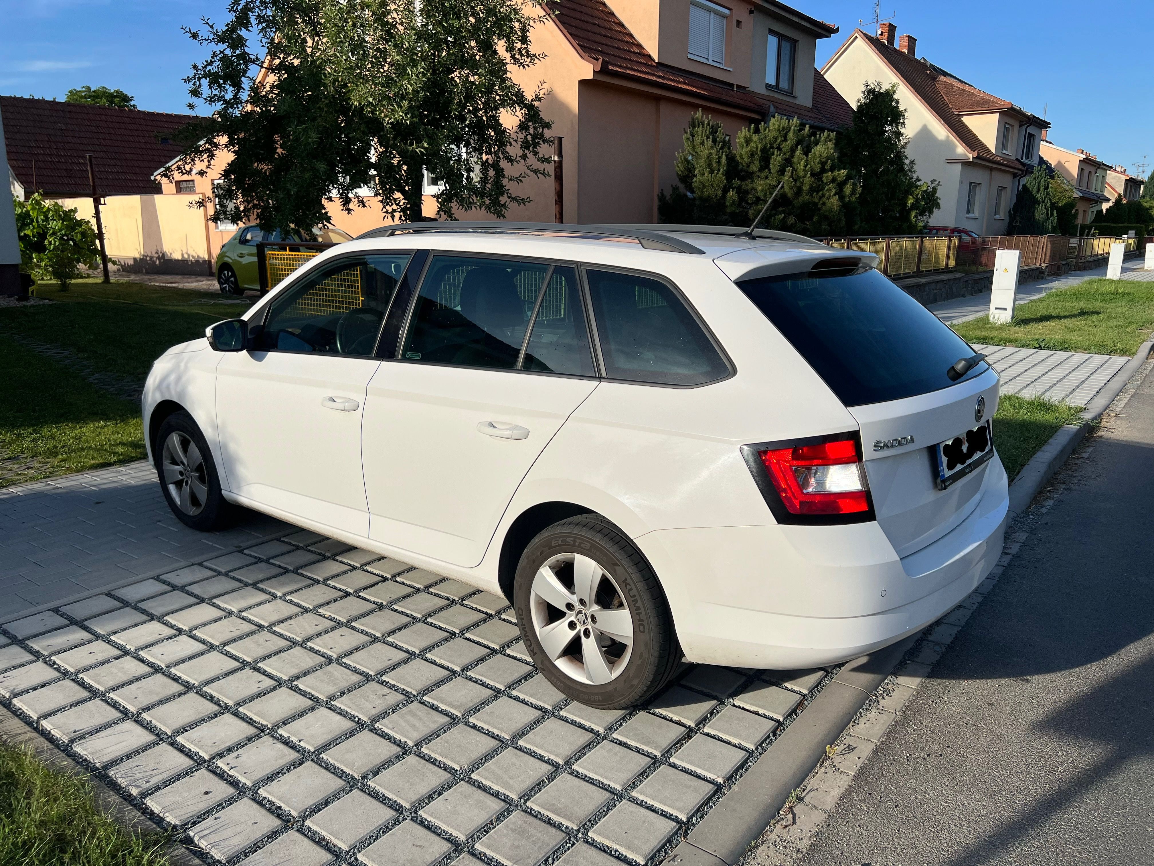 Škoda Fabia, Škoda Fabia combi 1.2 Tsi 81kW - fotka 4