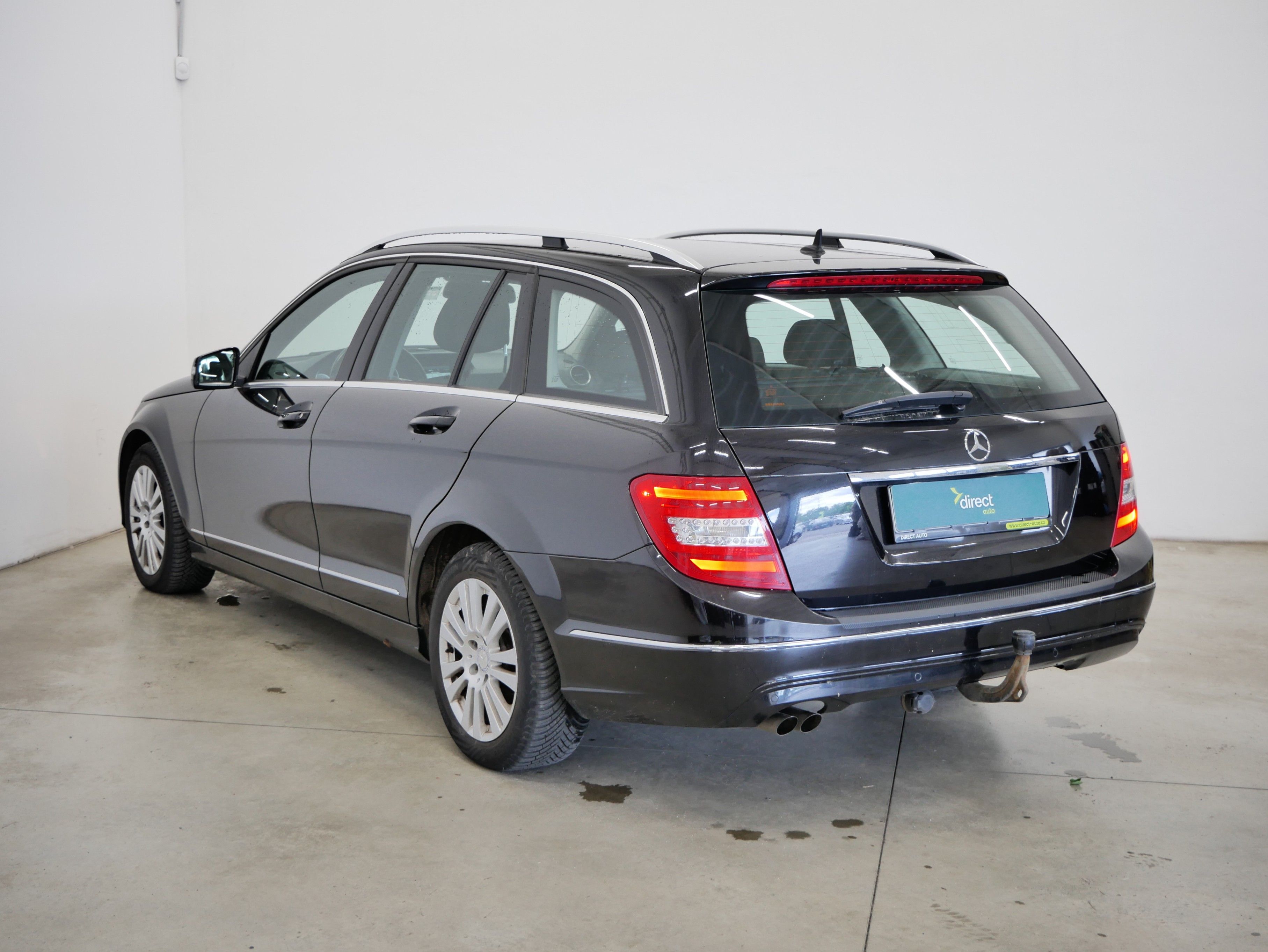 Mercedes-Benz Třídy C, 200 T-CDI 100 kW Elegance - fotka 3