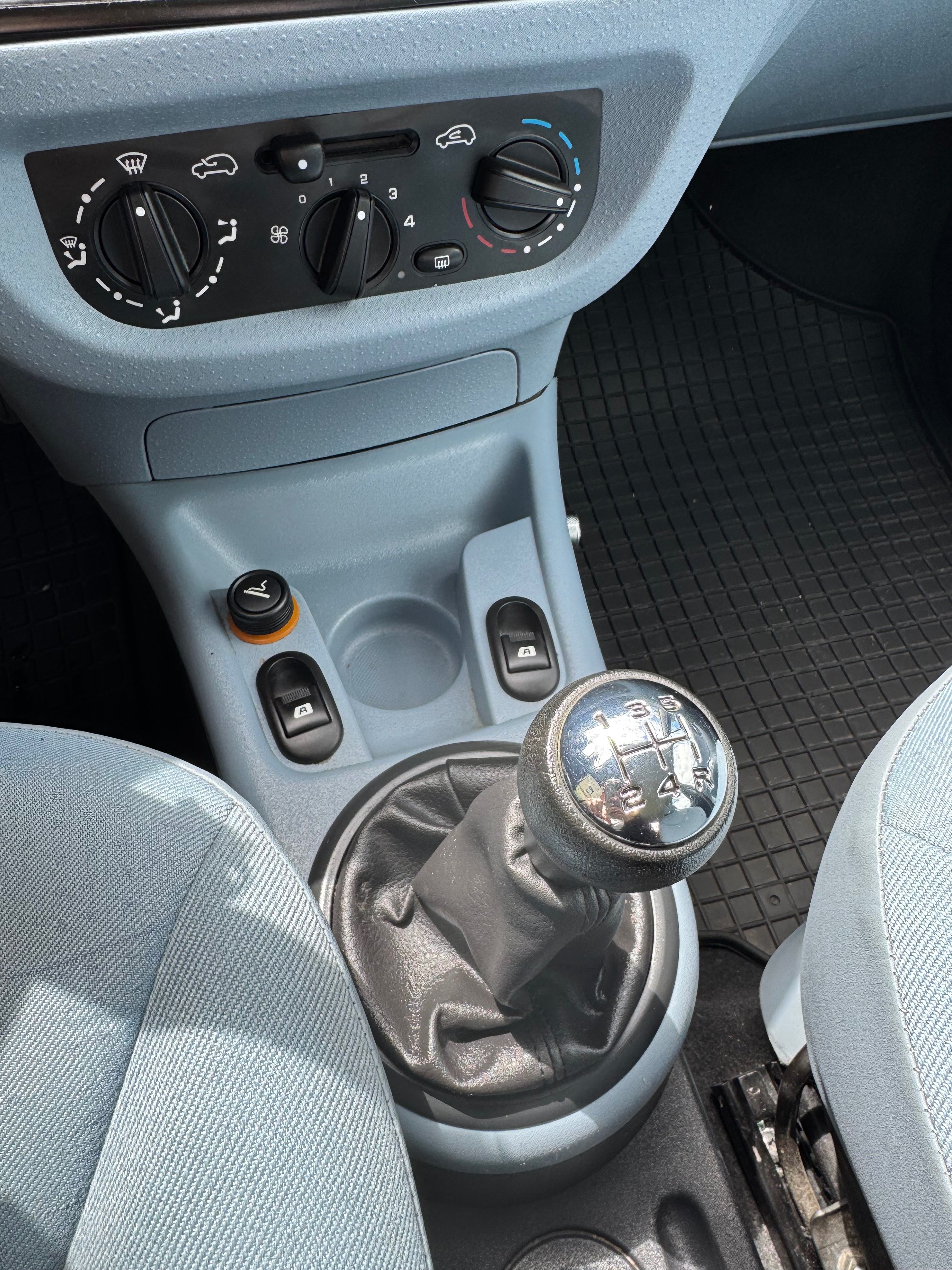 Citroën C3, 1.1 I po technické kontrole - fotka 6
