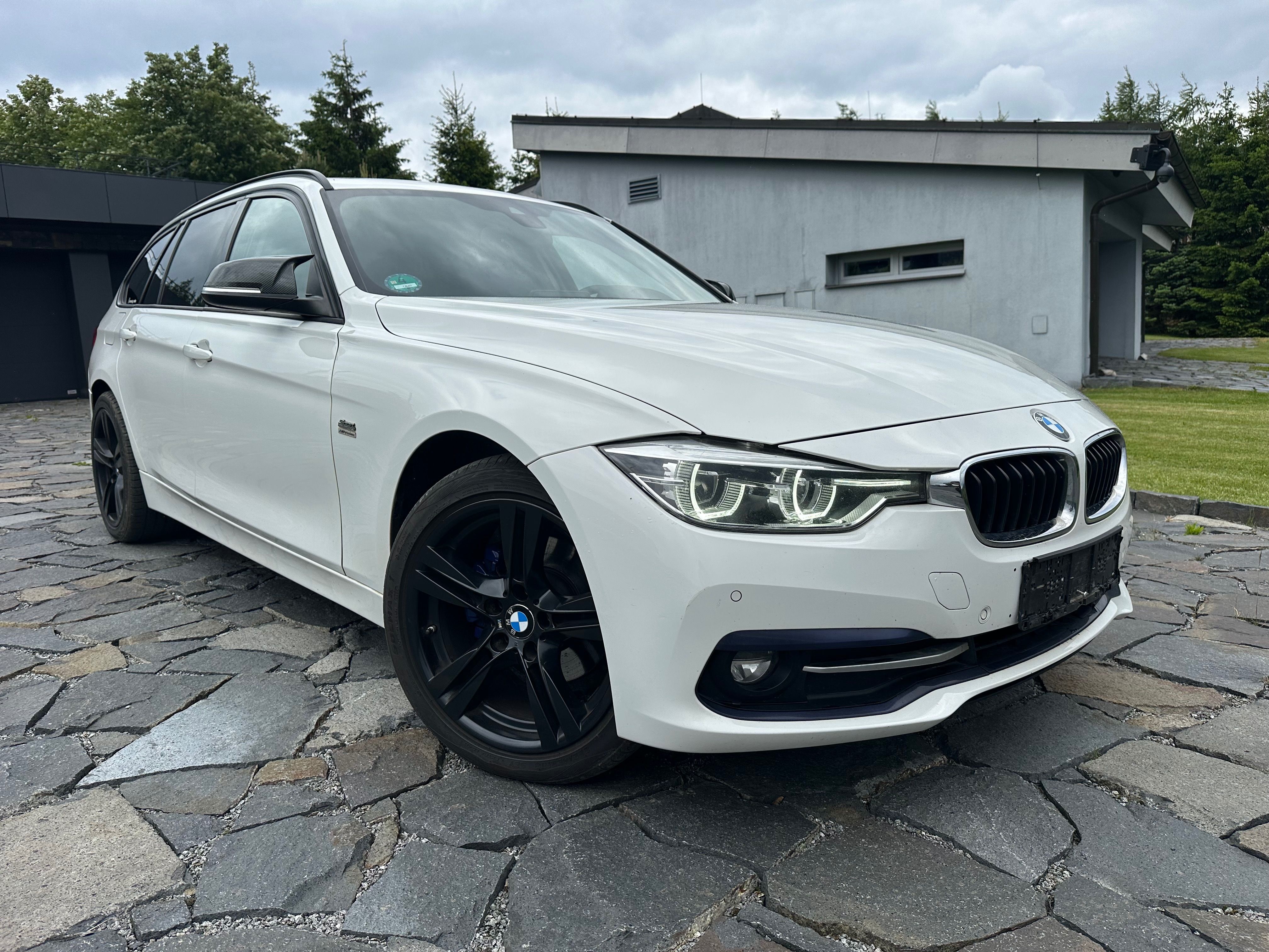BMW Řada 3, BMW 320d, 140kw,xDrive,2017, - fotka 5