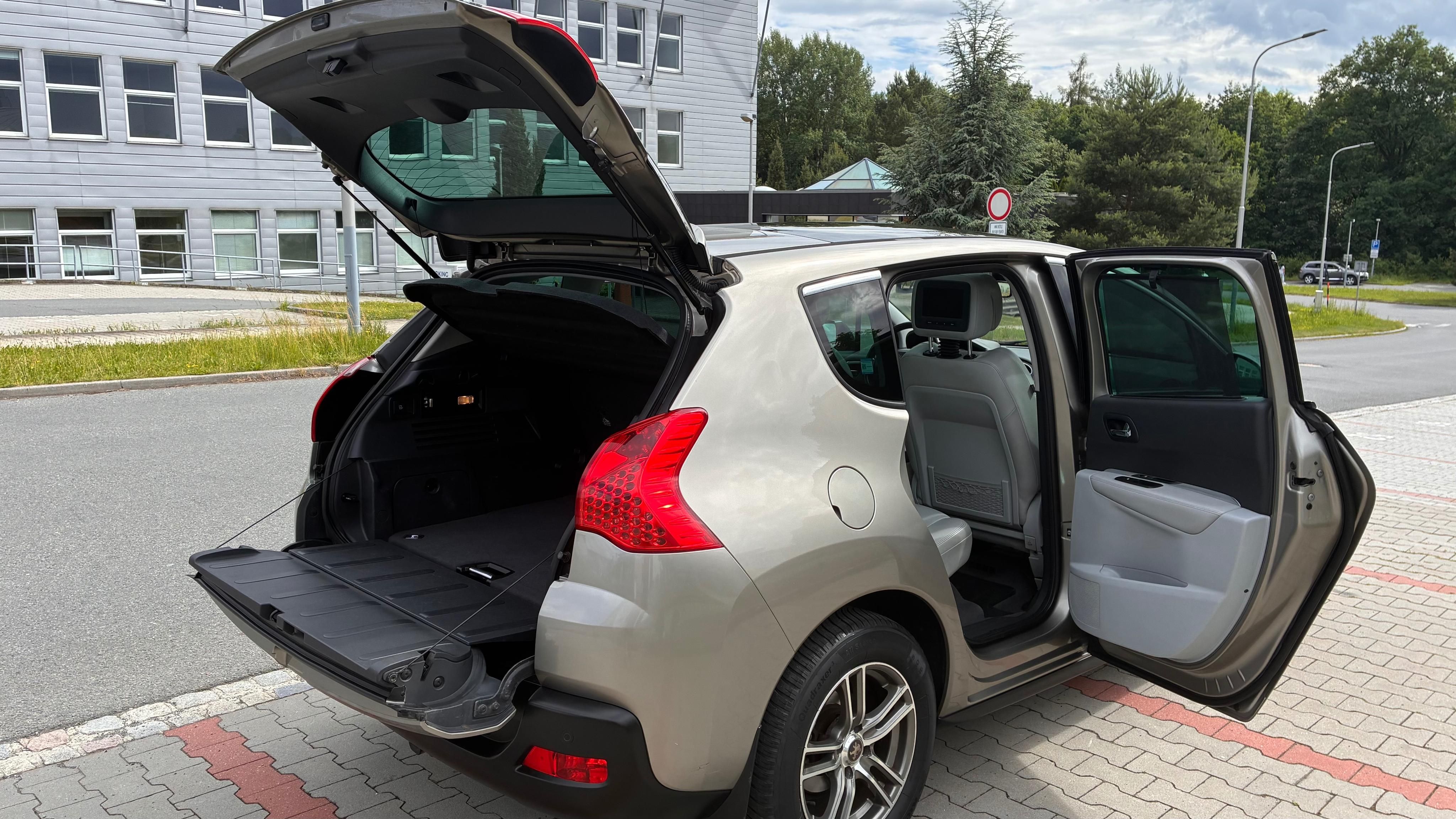 Peugeot 3008, 1,6HDi 82kW novaSTK servisovan - fotka 3
