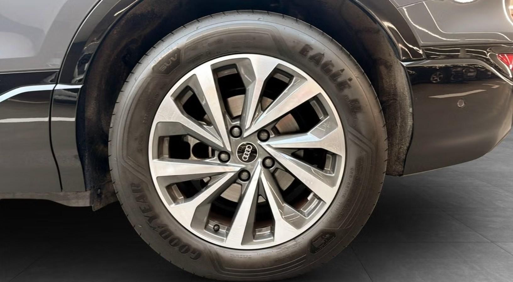 Audi Q6 e-tron, Performance 360kam Tažné - fotka 6