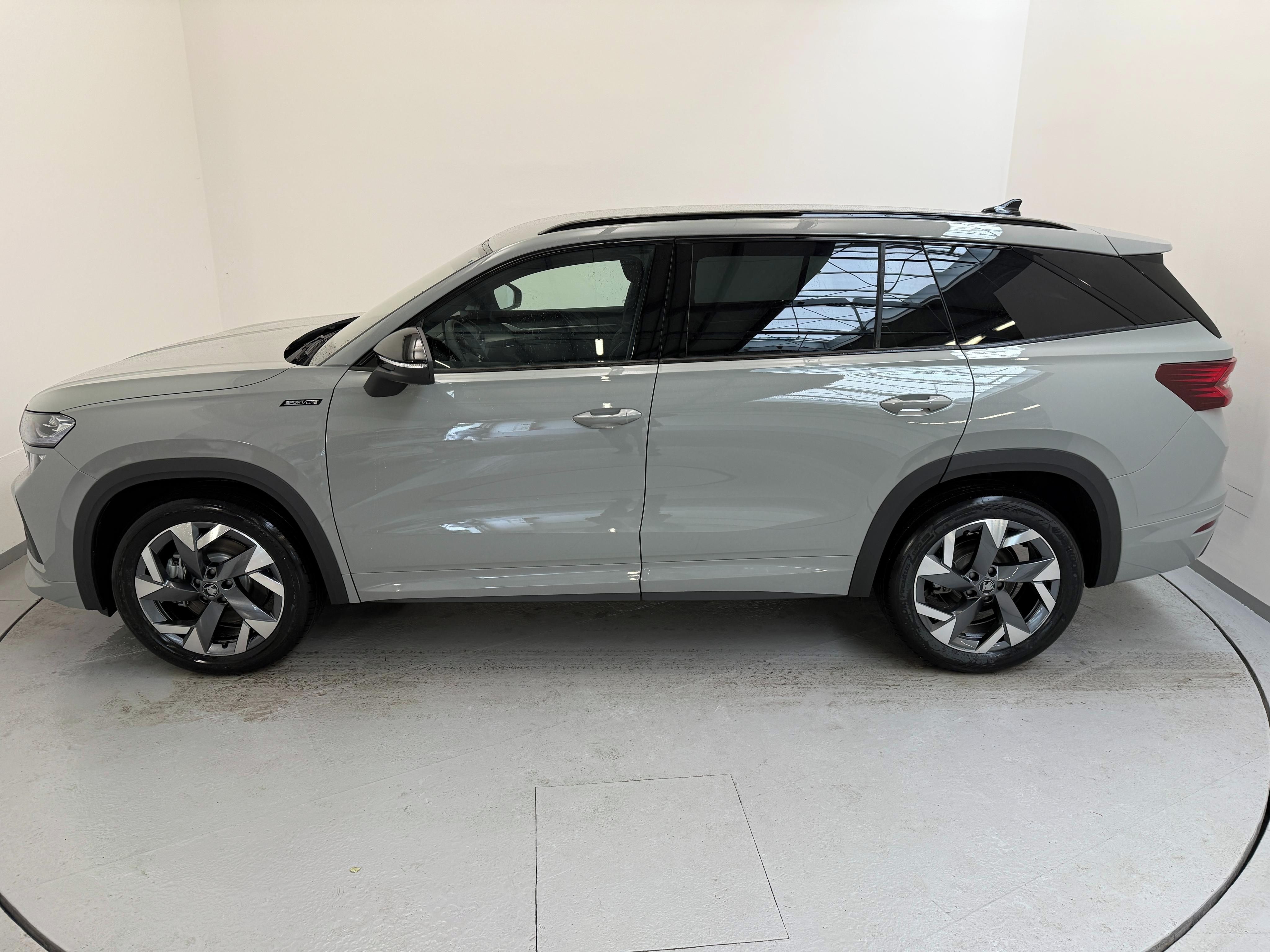 Škoda Kodiaq, Sportline 1,5 TSI 110 kW m-HEV - fotka 2