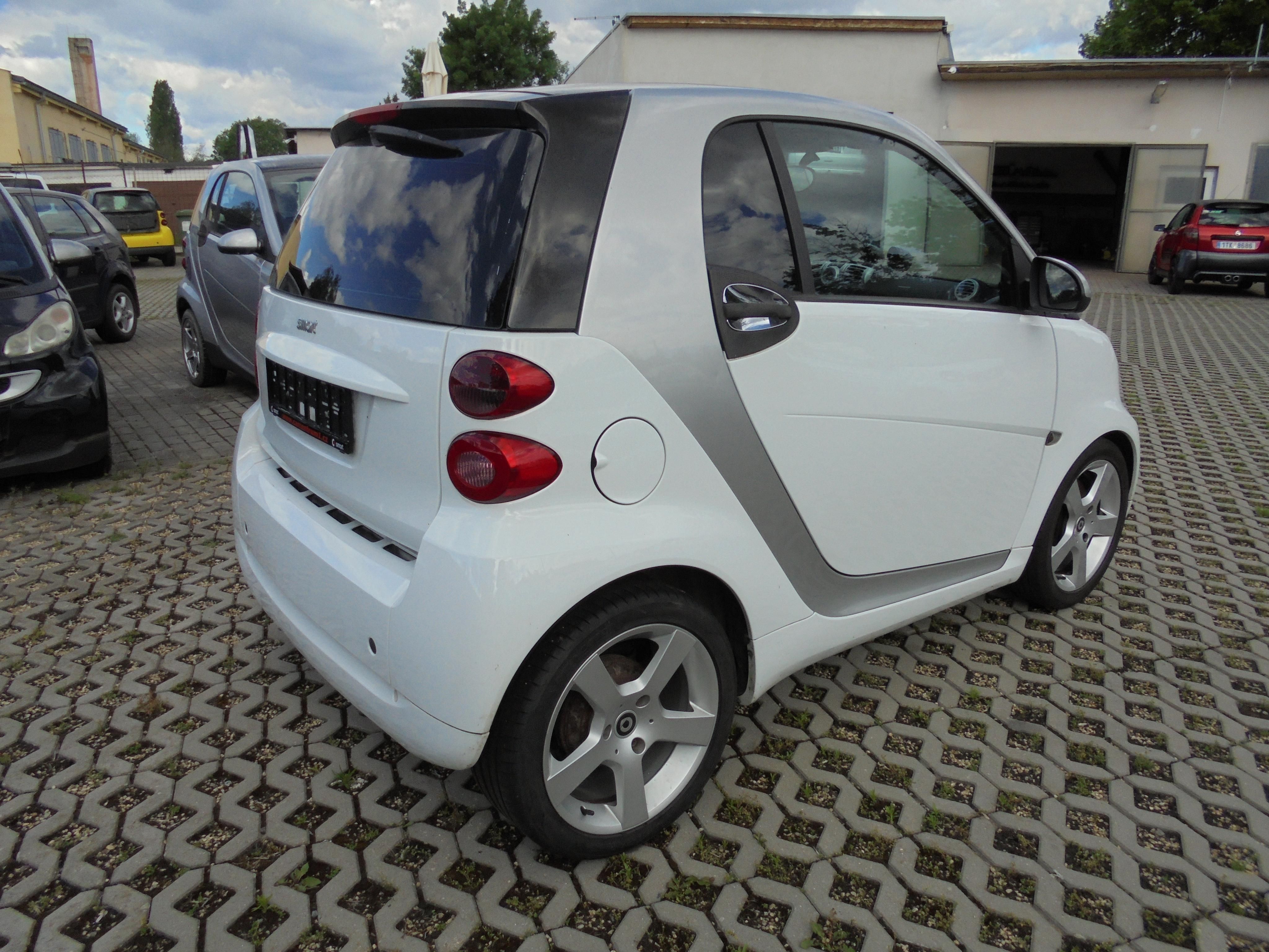 Smart Fortwo, 1,0i TURBO  klima automat - fotka 6
