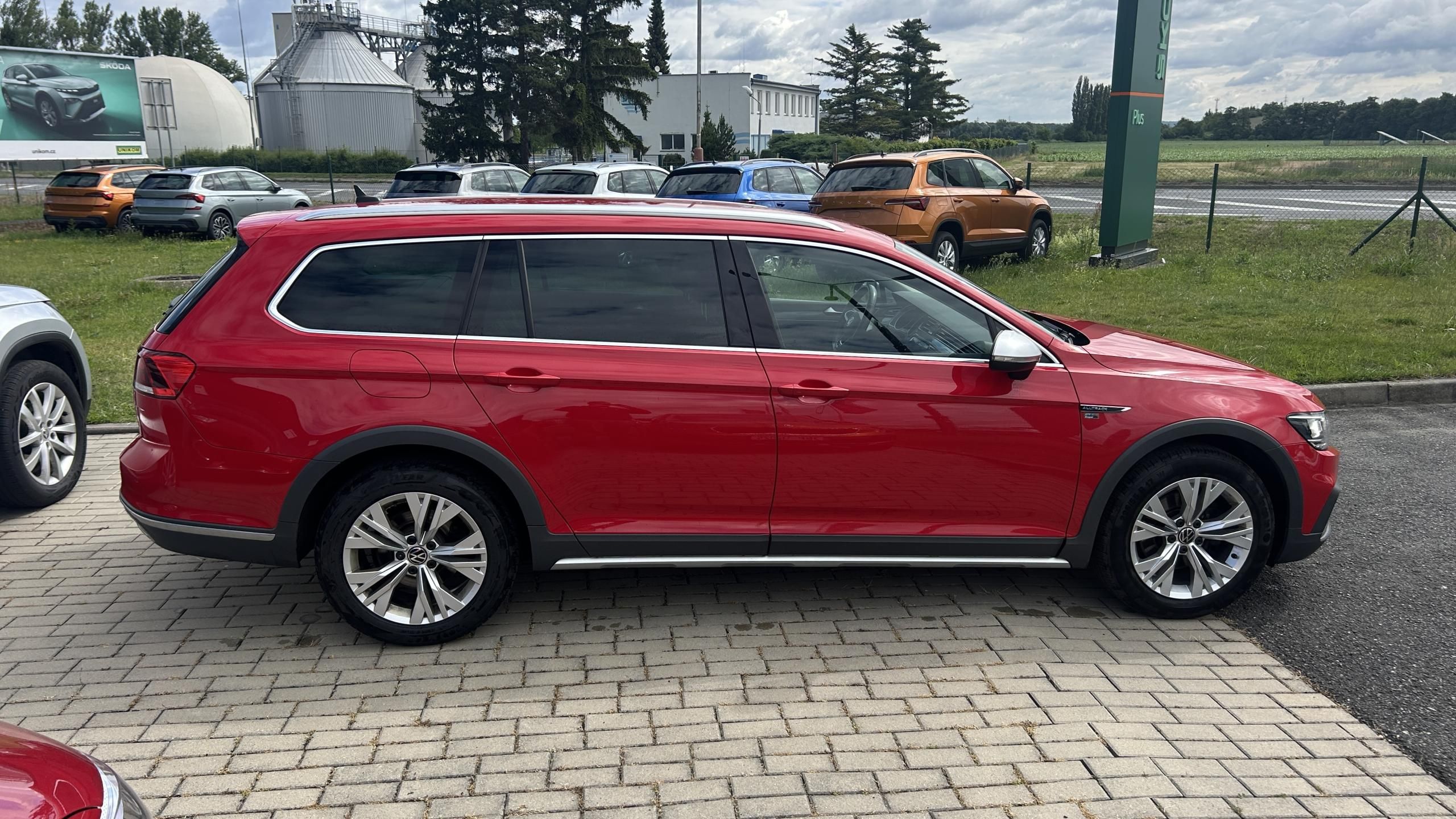 Volkswagen Passat, 2.0 TDI 147kW DSG Alltrack - fotka 5
