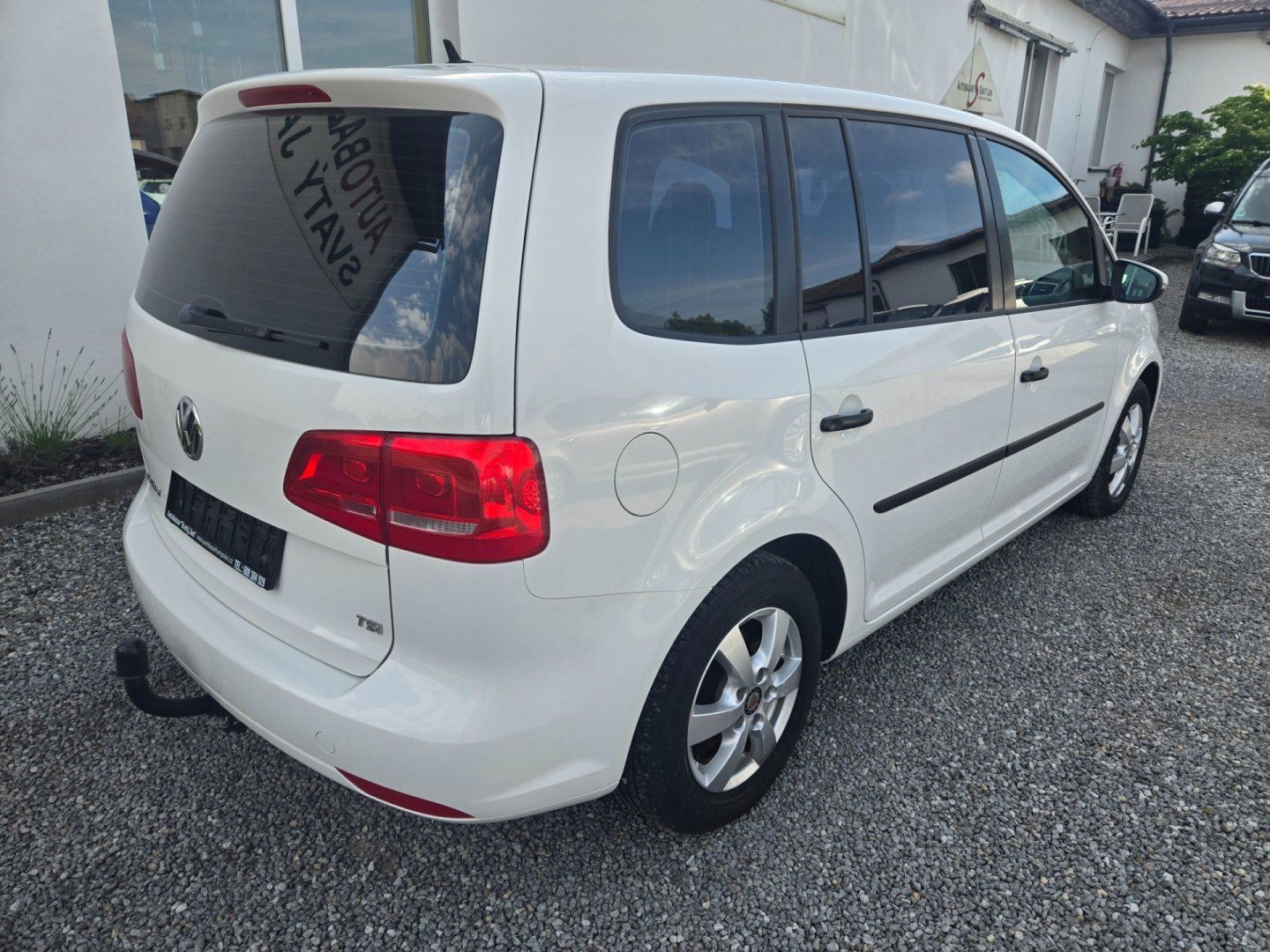 Volkswagen Touran, 1.4 TSI Zimáky,Tažné - fotka 3